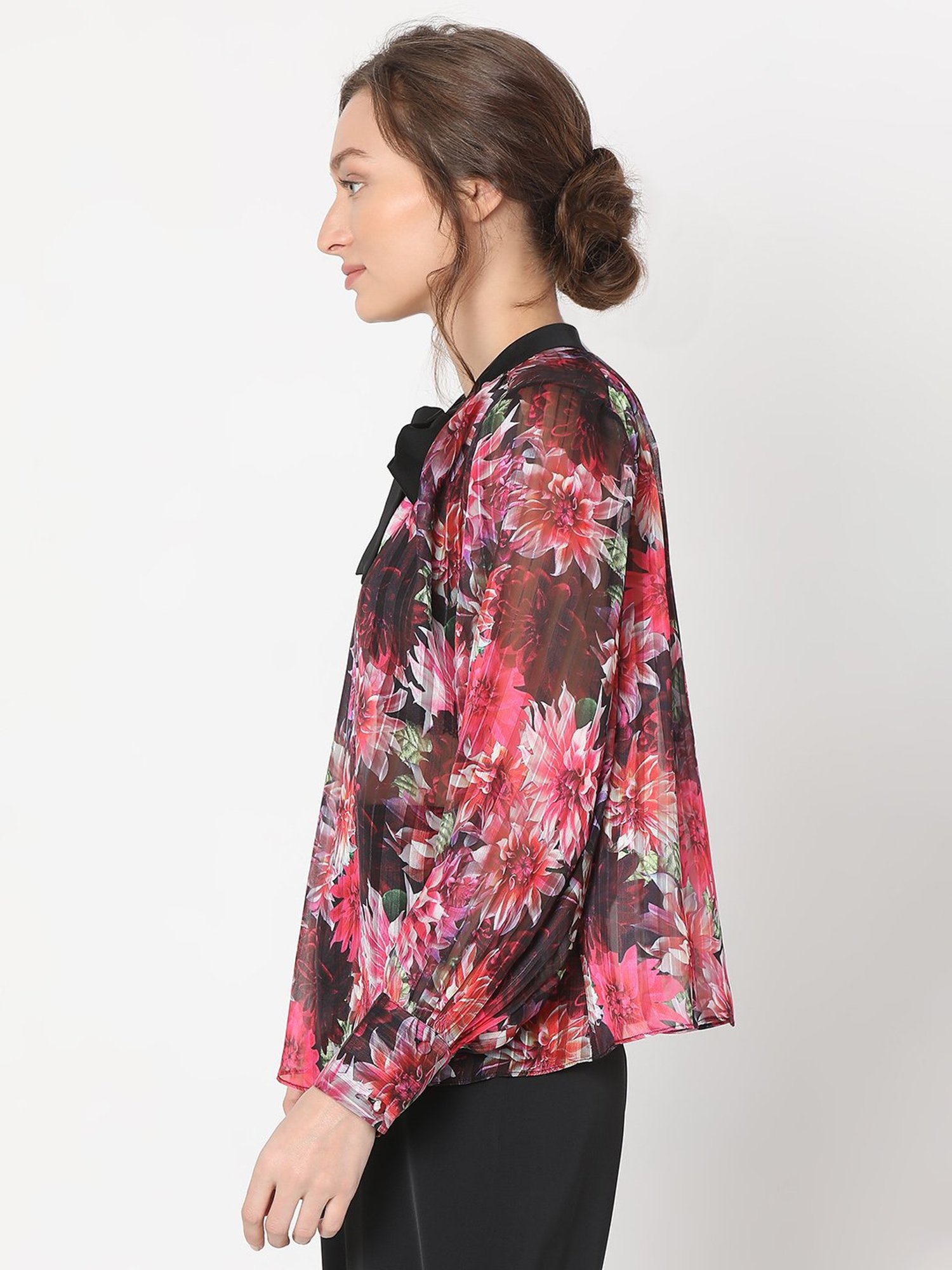 Vero Moda Black & Pink Floral Print Top