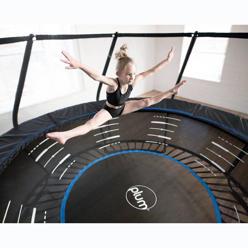 Magic Throne of Eldraine Planeswalker Deck 1 featuring Rowan