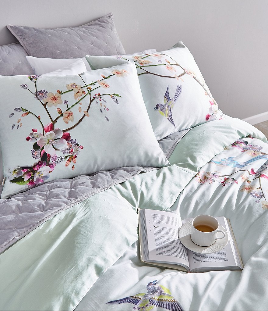 Ted Baker London Flight of the Orient Floral Comforter Mini Set