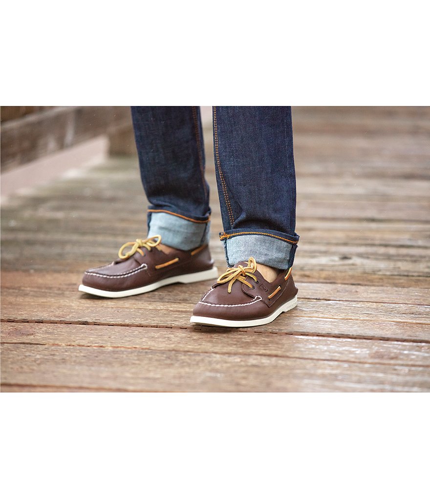 Sperry Men's Top-Sider Authentic Original 2-Eye Leather Boat Shoes