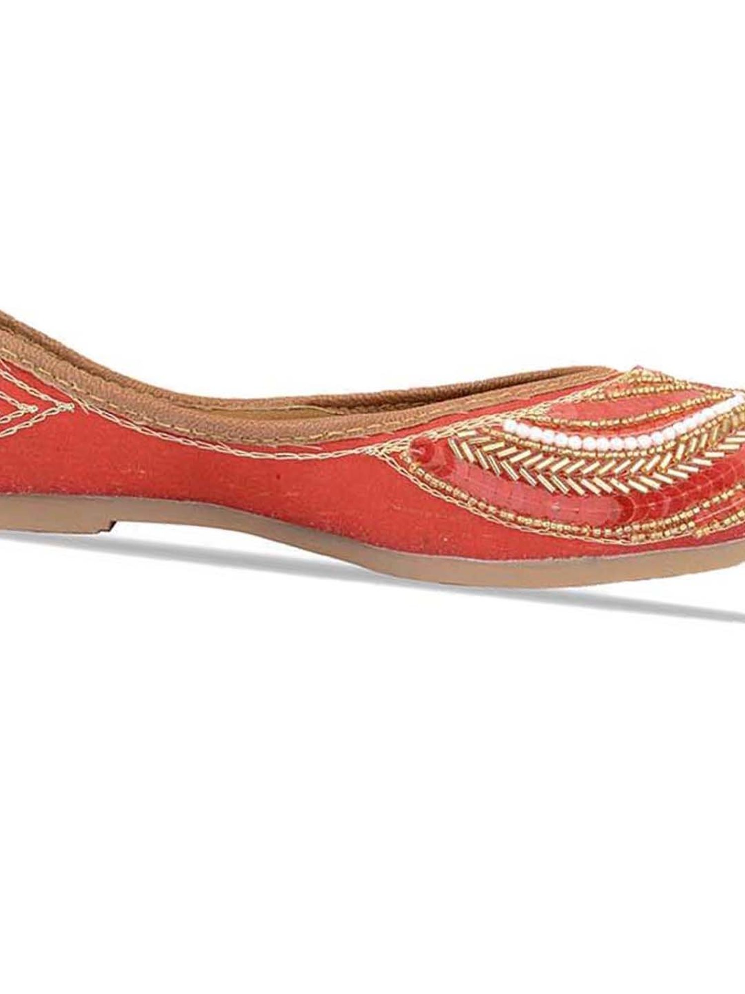 Desi Colour Women's Red Ethnic Juttis