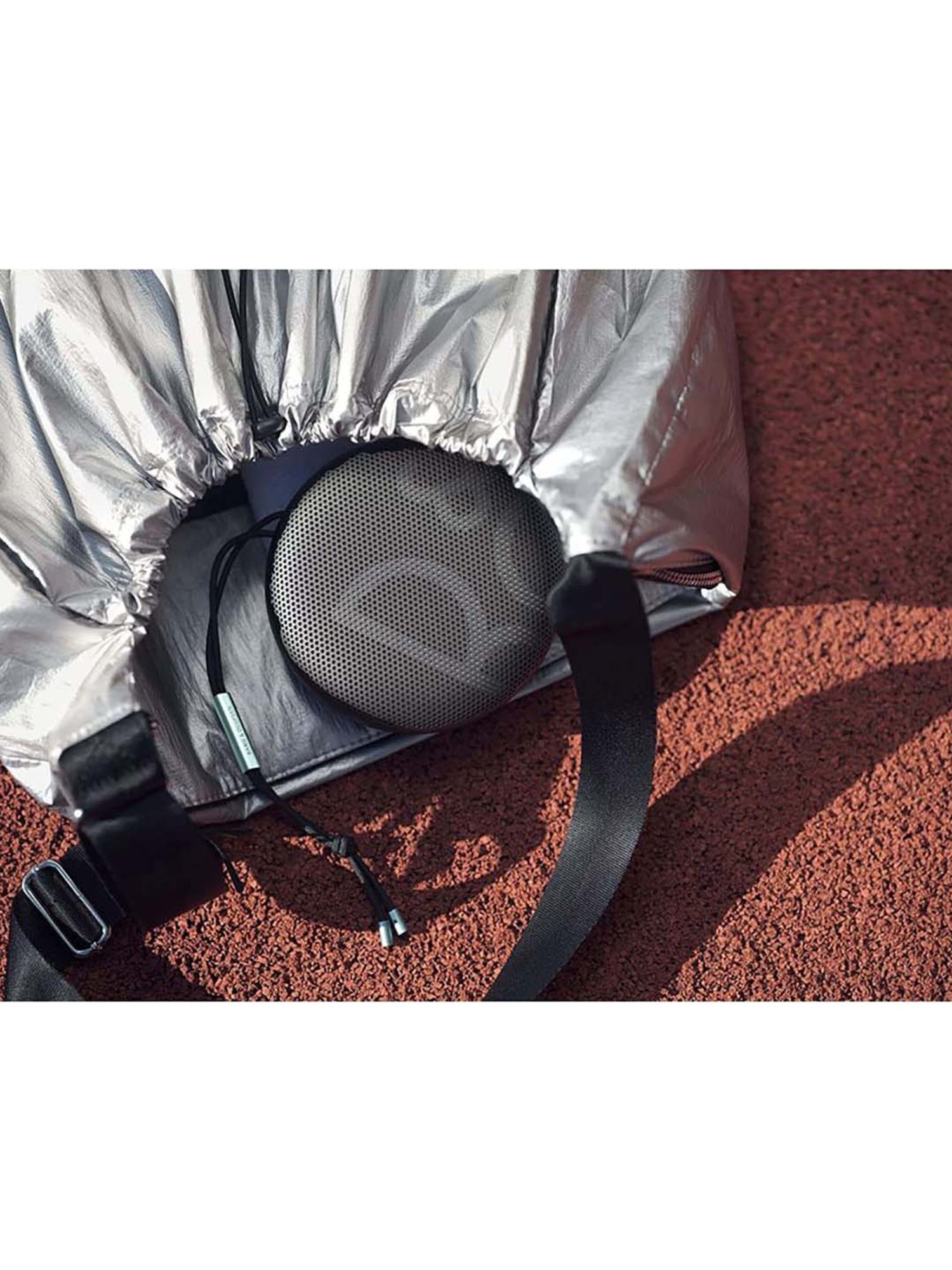 Bang & Olufsen Beosound A1 2nd Gen Portable Wireless Bluetooth Speaker with Mic (Oxygen)