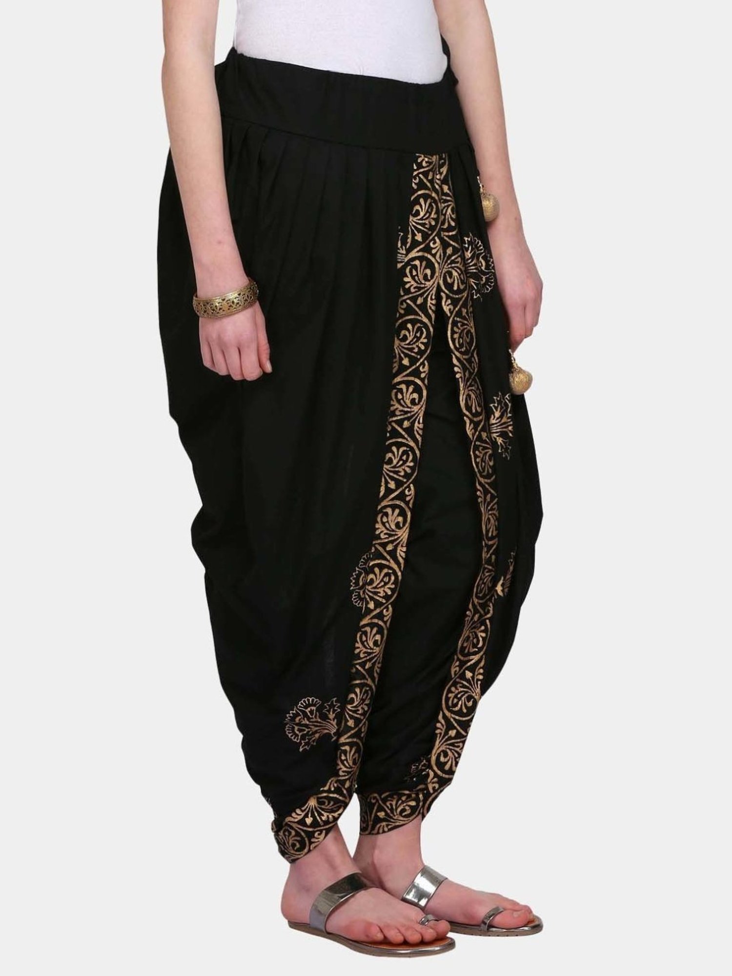 Kaanchie Nanggia Black Cotton Printed Dhoti Pants