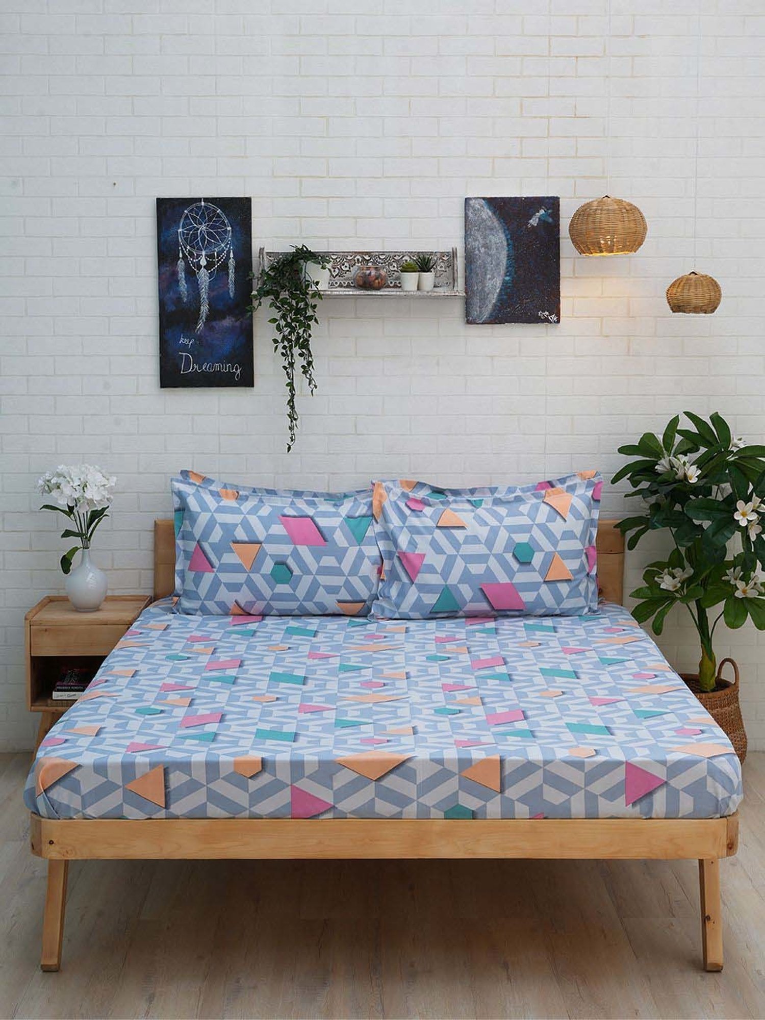 Ariana Blue Microfibre 120 TC Queen Bedsheet with 2 Pillow Covers