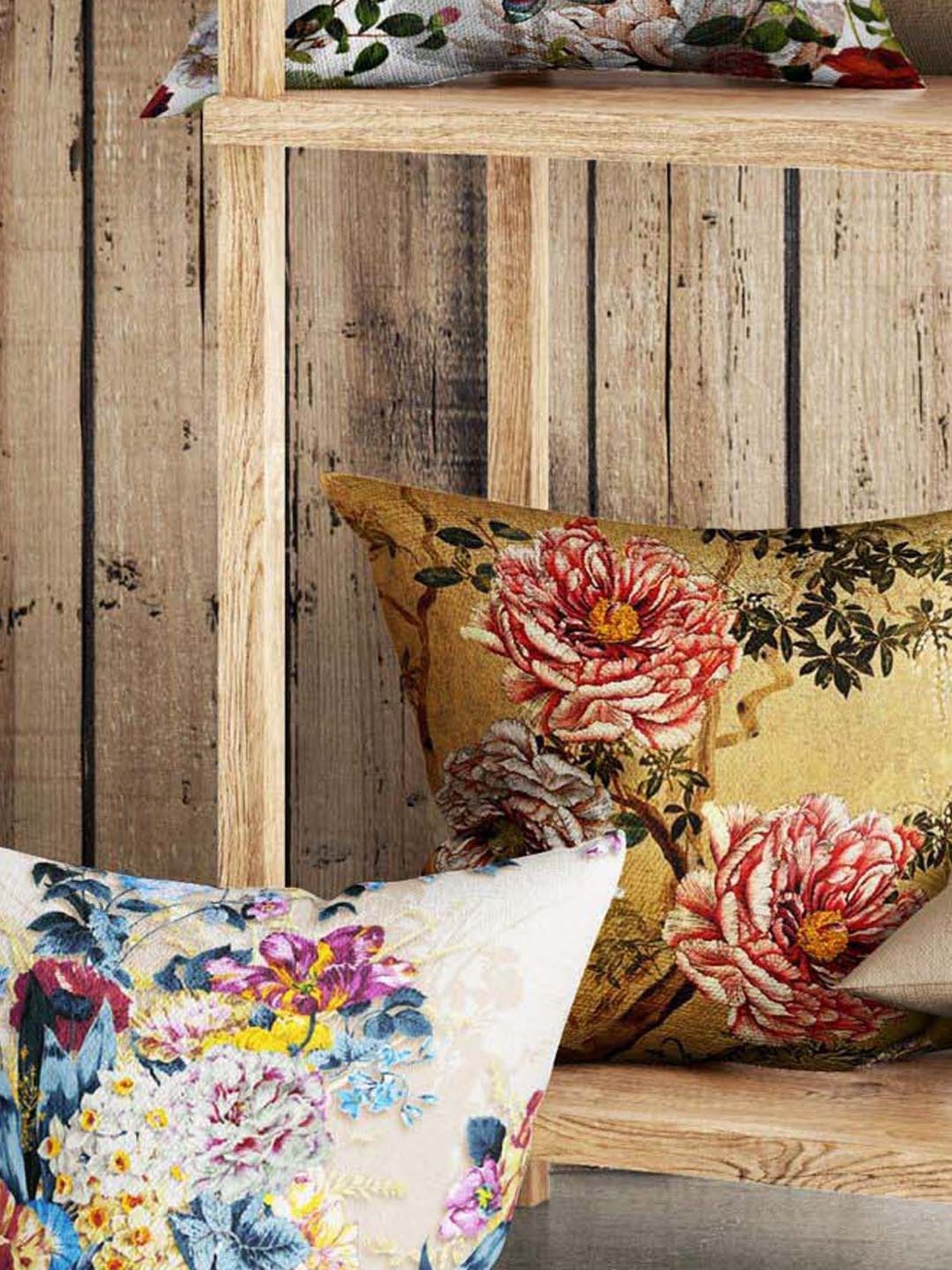 Bianca Ruyal Multicolor Microfibre Medium Cushion Cover - Set of 3