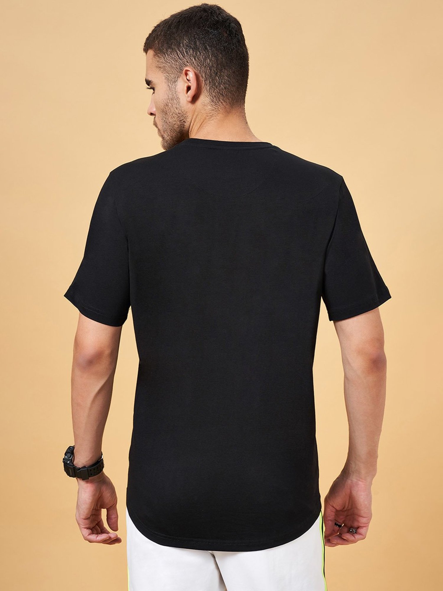 Street 808 by Pantaloons Black Regular Fit T-Shirt