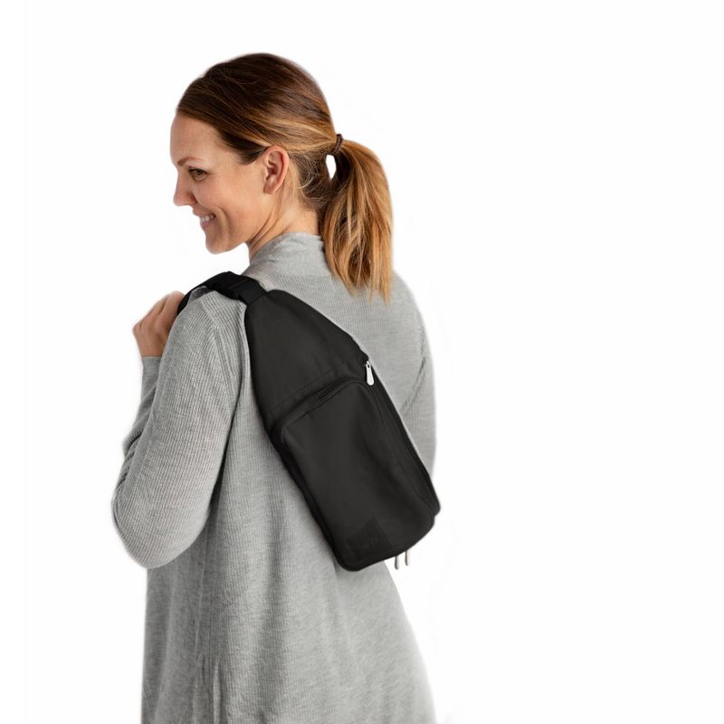 Boppy Original Nursing Pillow Cover - Gray Gold Giraffes