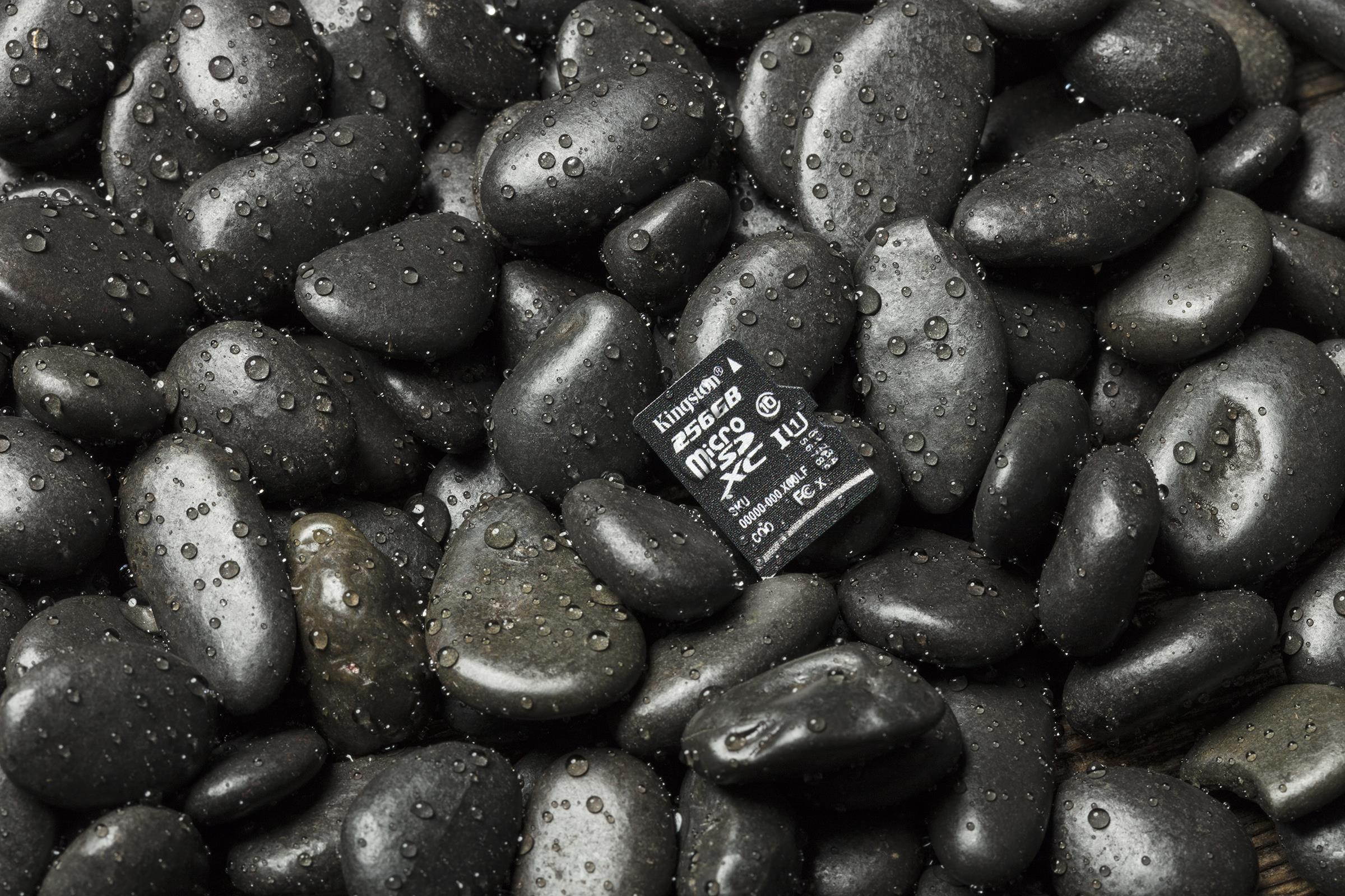 Kingston SDCS/256GBSP Canvas Select - Flash Memory Card - 256GB - UHS-I U1 / Class 10 - microSDXC