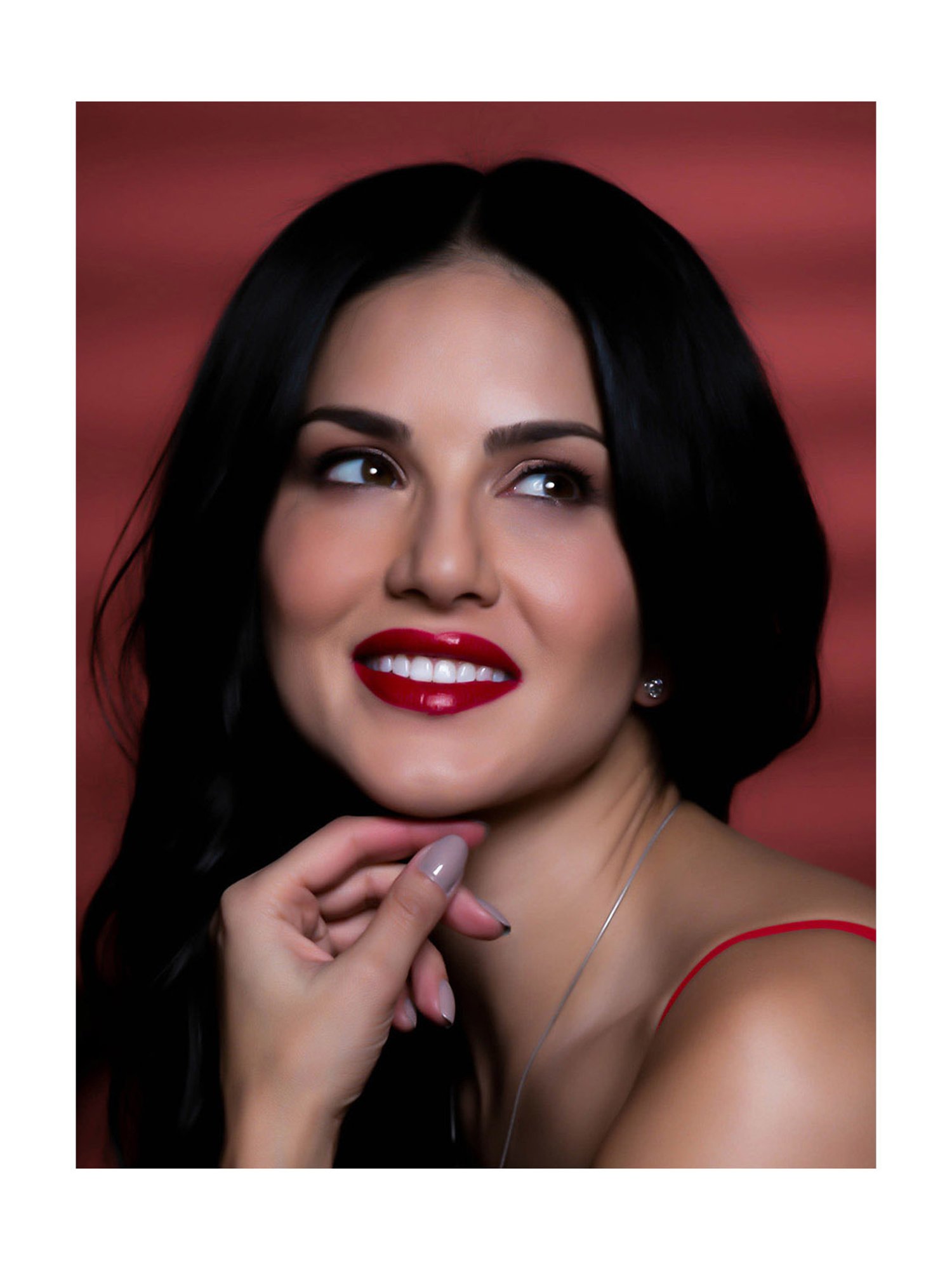 StarStruck By Sunny Leone Intense Matte Lip Color Liquid Lip Color & Lip Liner Cherry Bomb