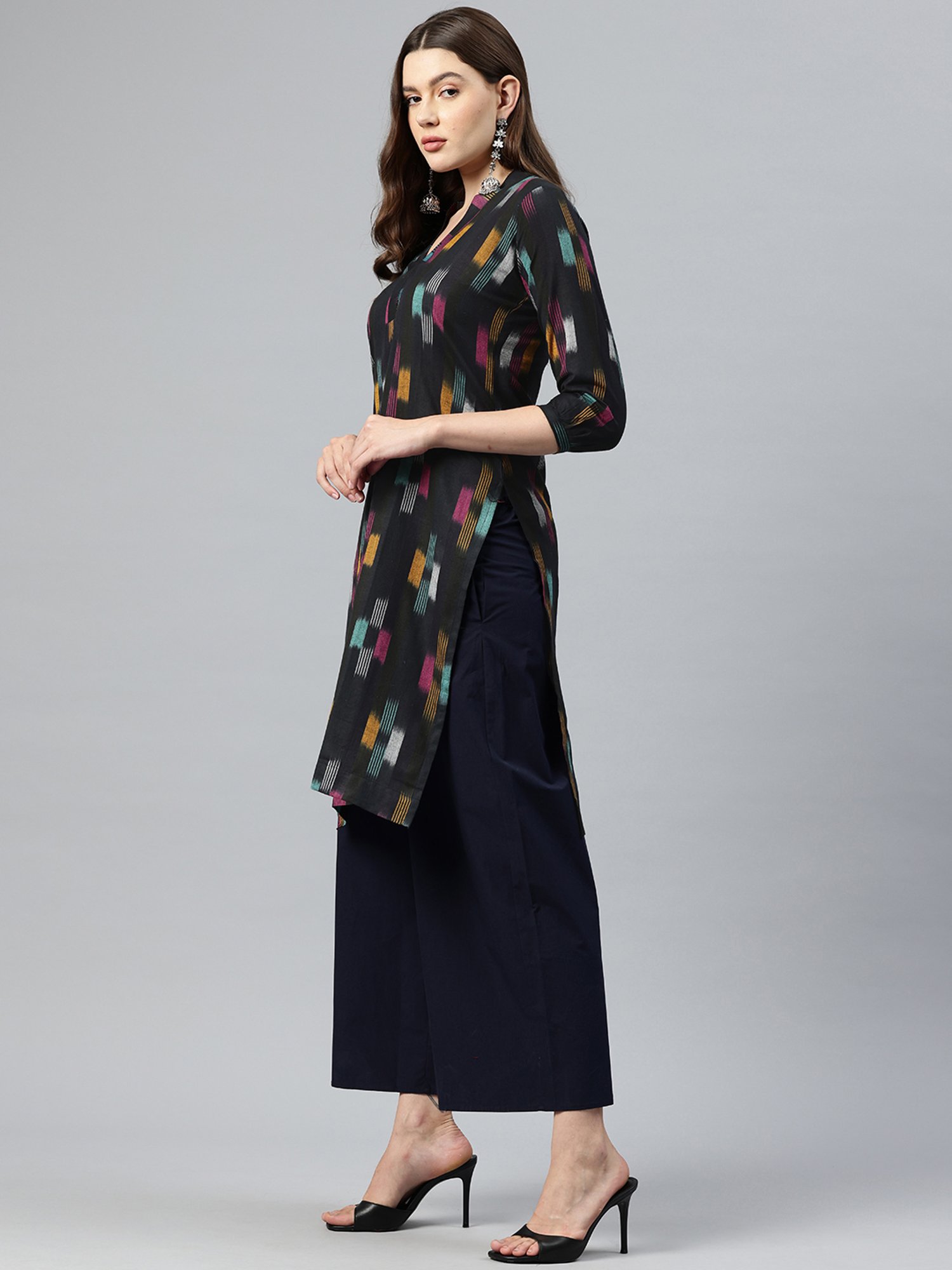 One Femme Black Cotton Ikat Print Straight Kurta