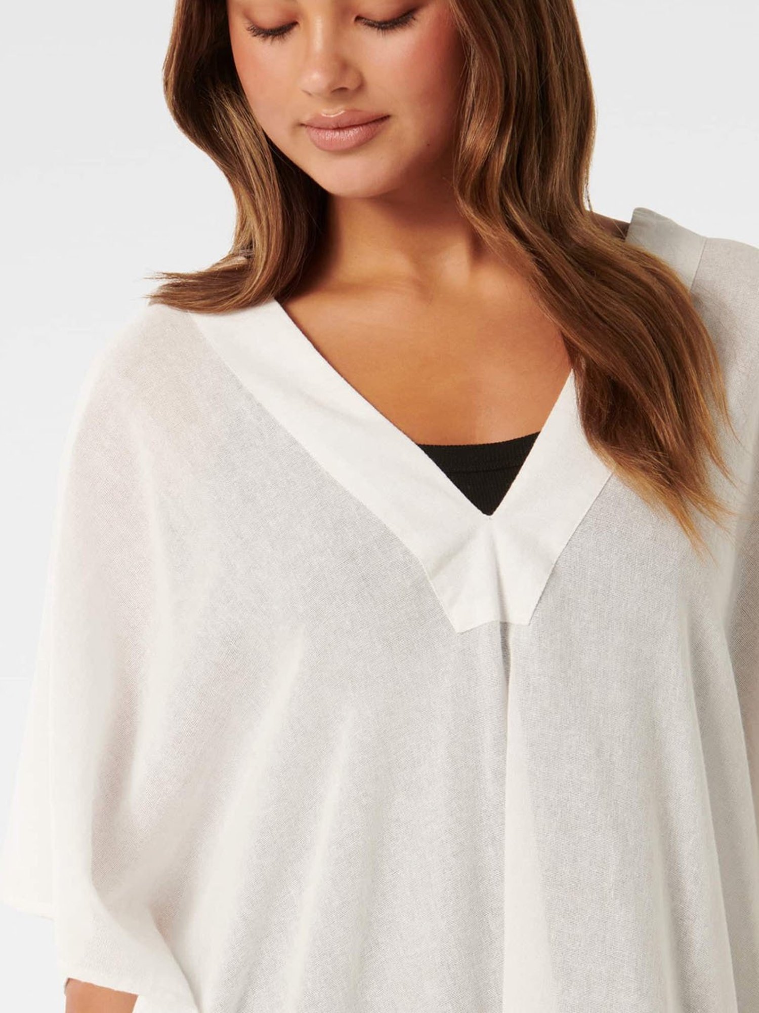 Akkriti by Pantaloons Off-White Self Pattern Shrug