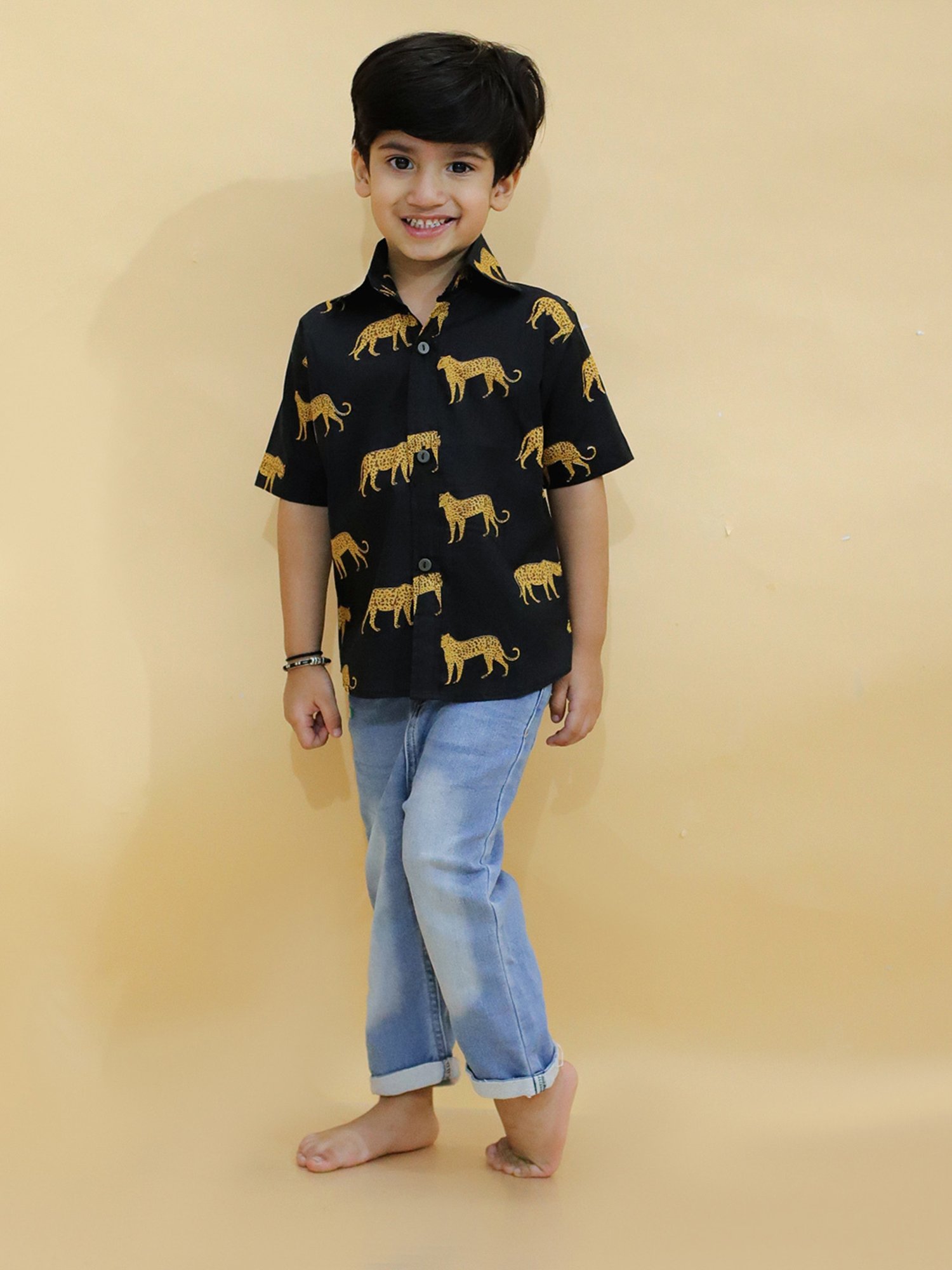 The Mom Store Kids Black Printed Shirt