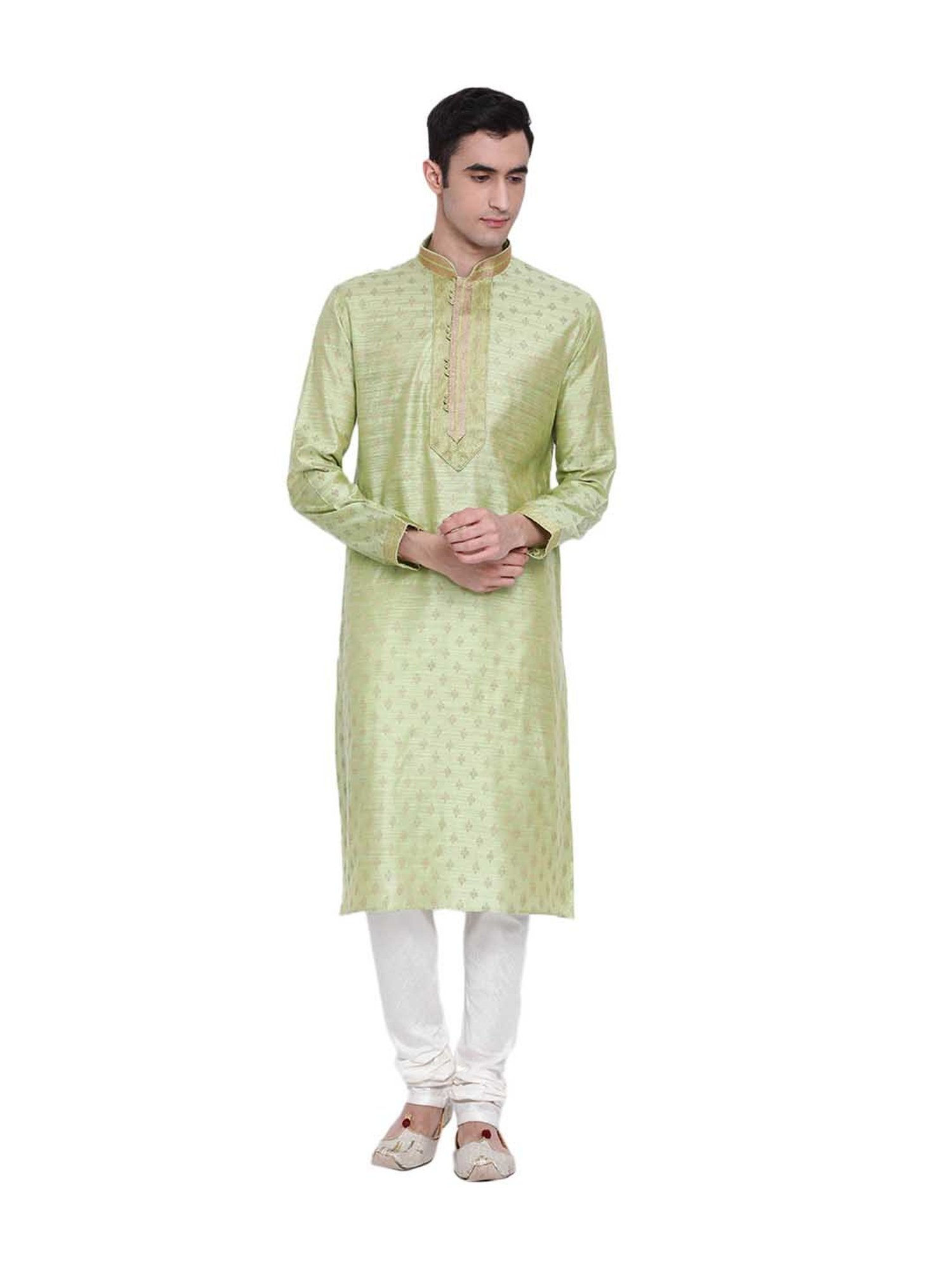 Sanwara Mint Green Embroidered Kurta & Pyjama Set
