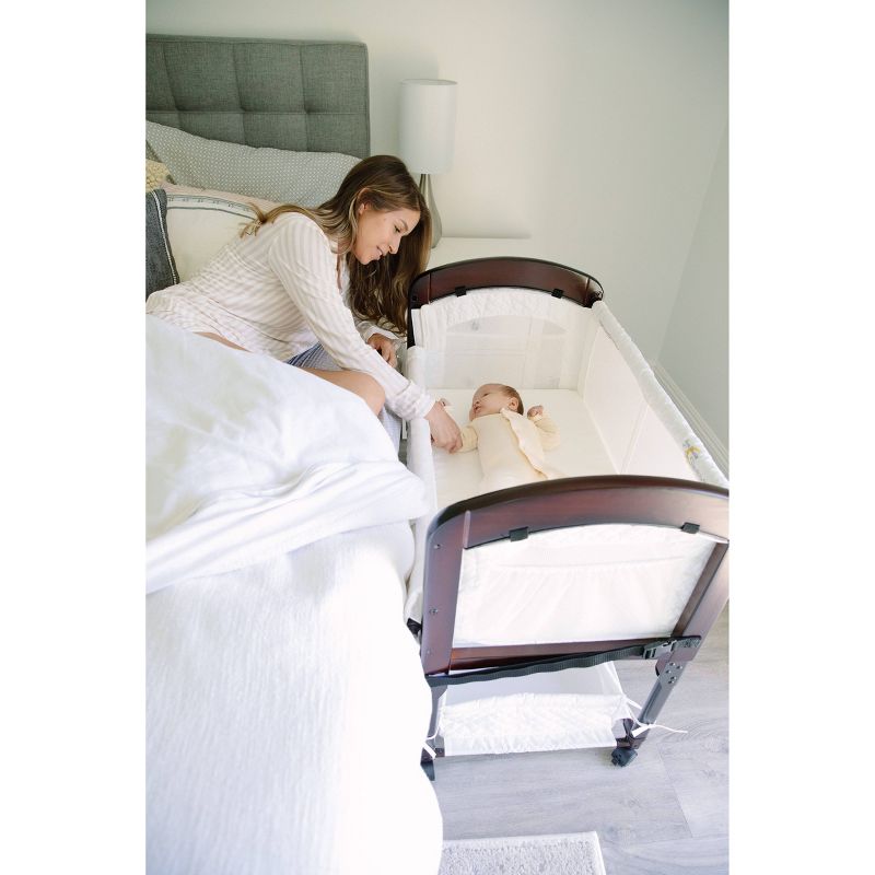 Simmons Kids' Silent Auto Gliding Elite Bassinet - Odyssey