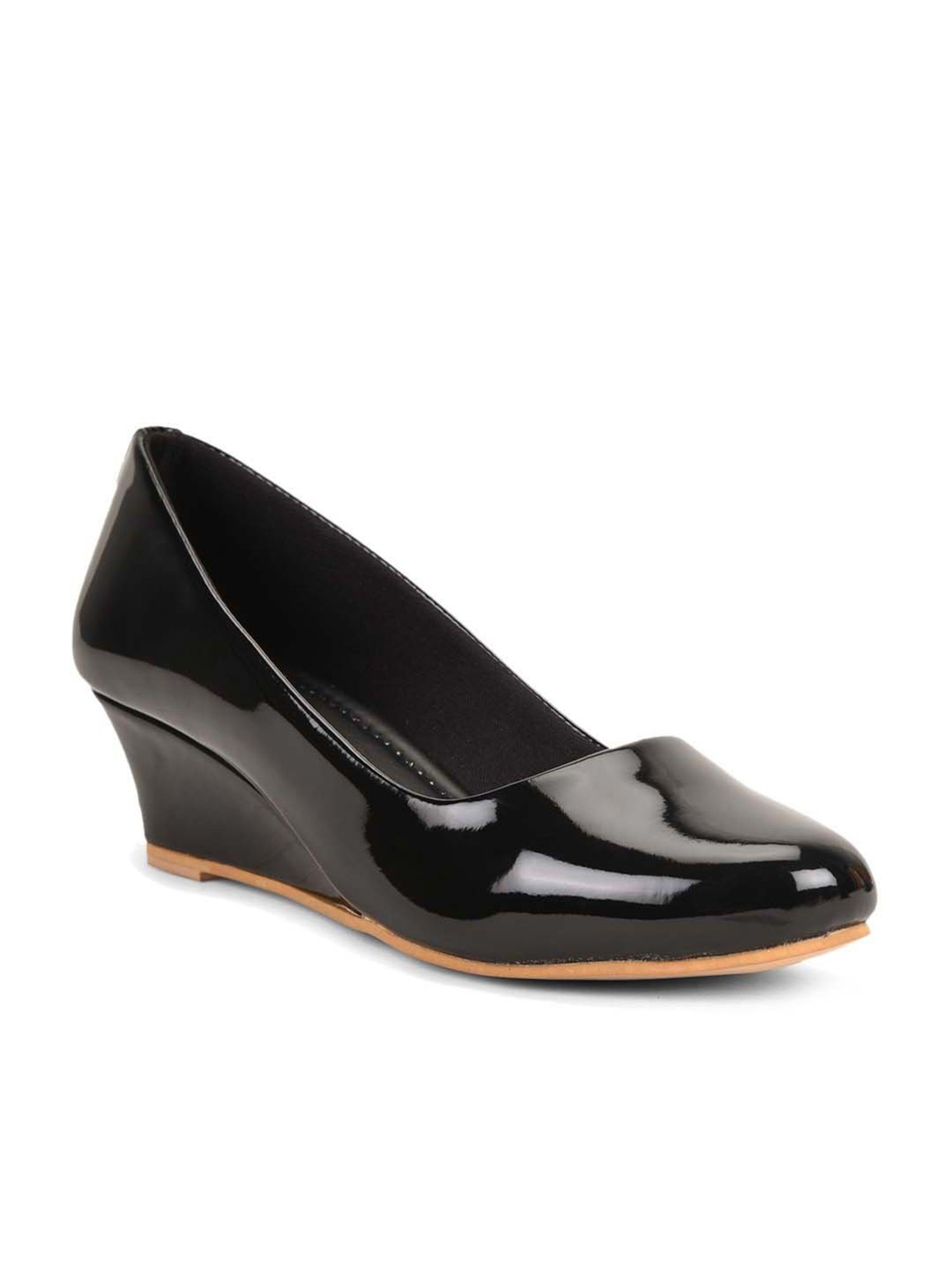 Salario Women's Black Wedge Pumps