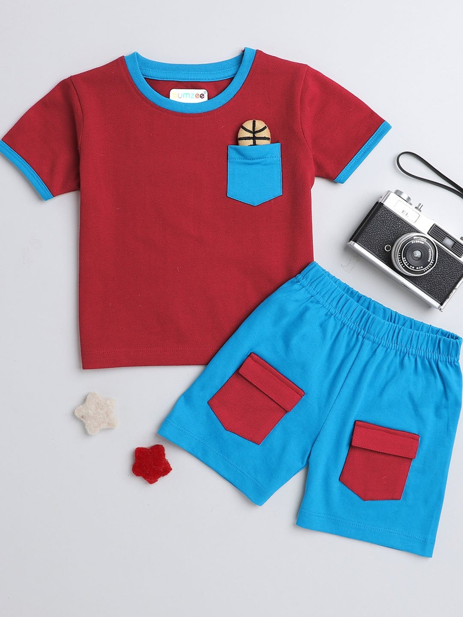 Bumzee Kids Red & Blue Solid T-Shirt with Shorts
