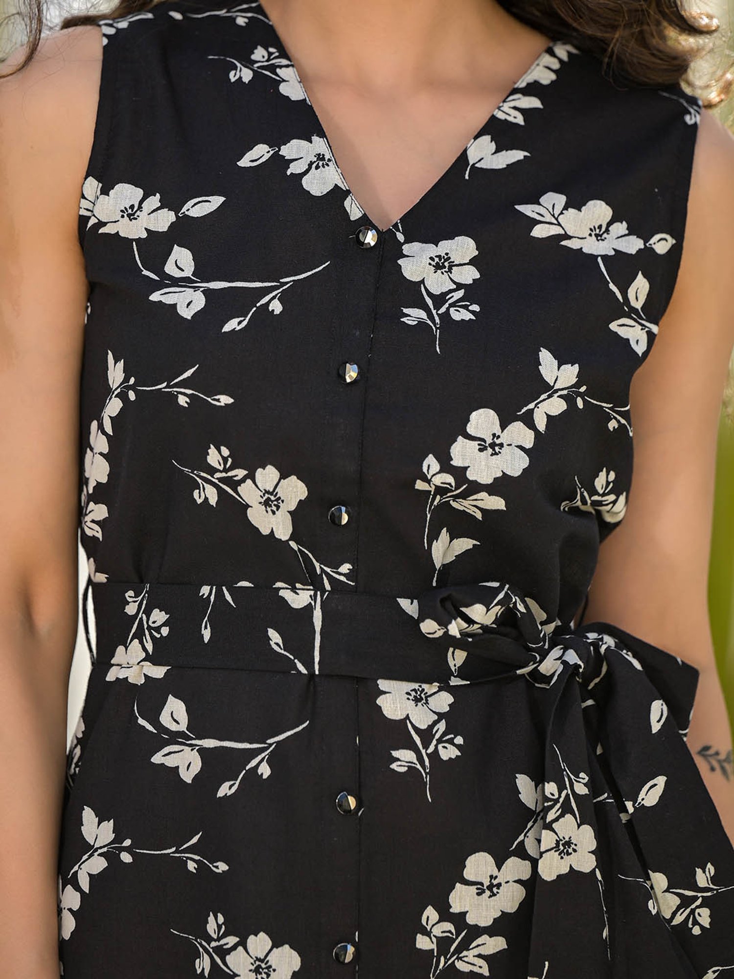 Yufta Black Printed Top & Pant Set With Belt