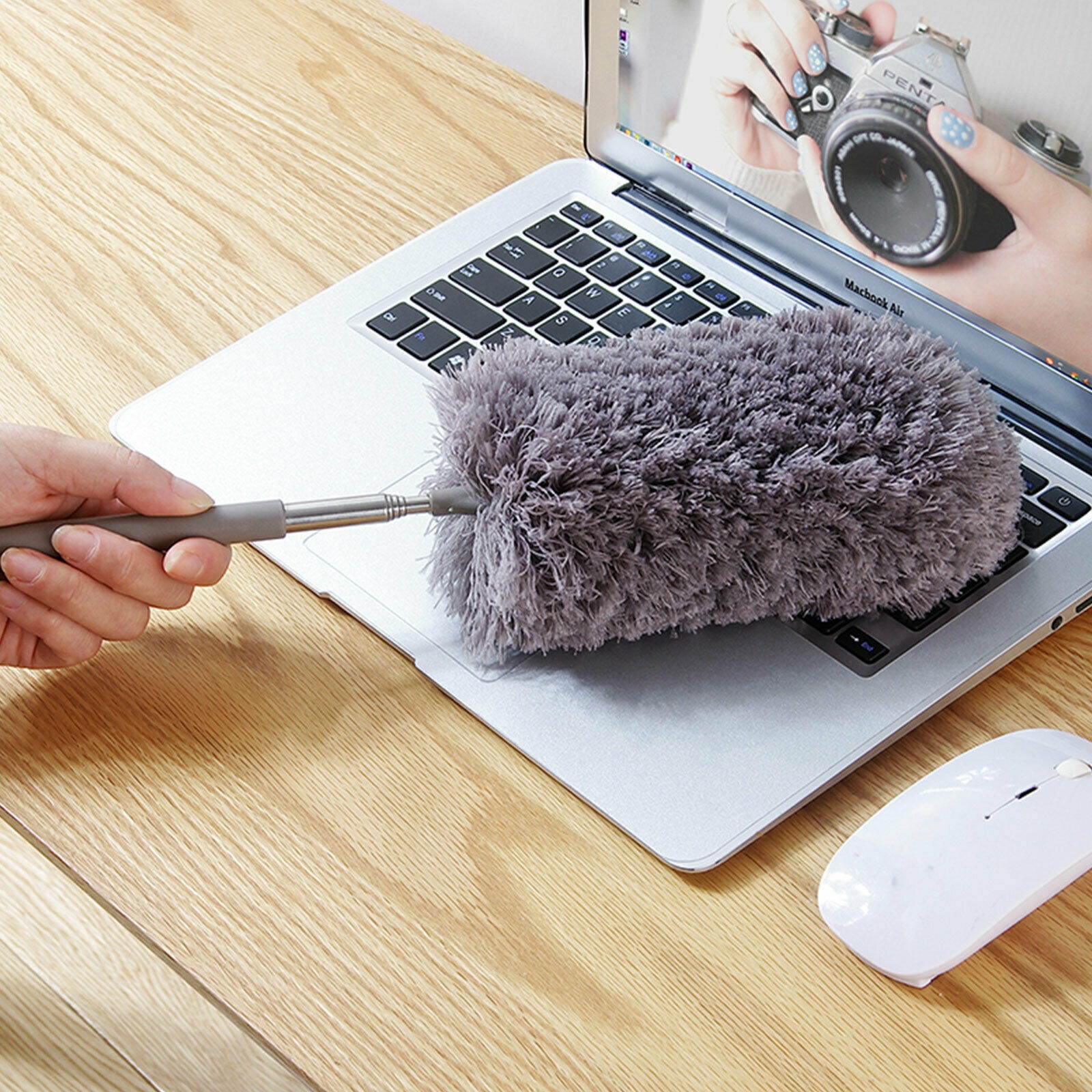 Adjustable Soft Microfiber Feather Duster Dusting Brush Household Dust Cleaner