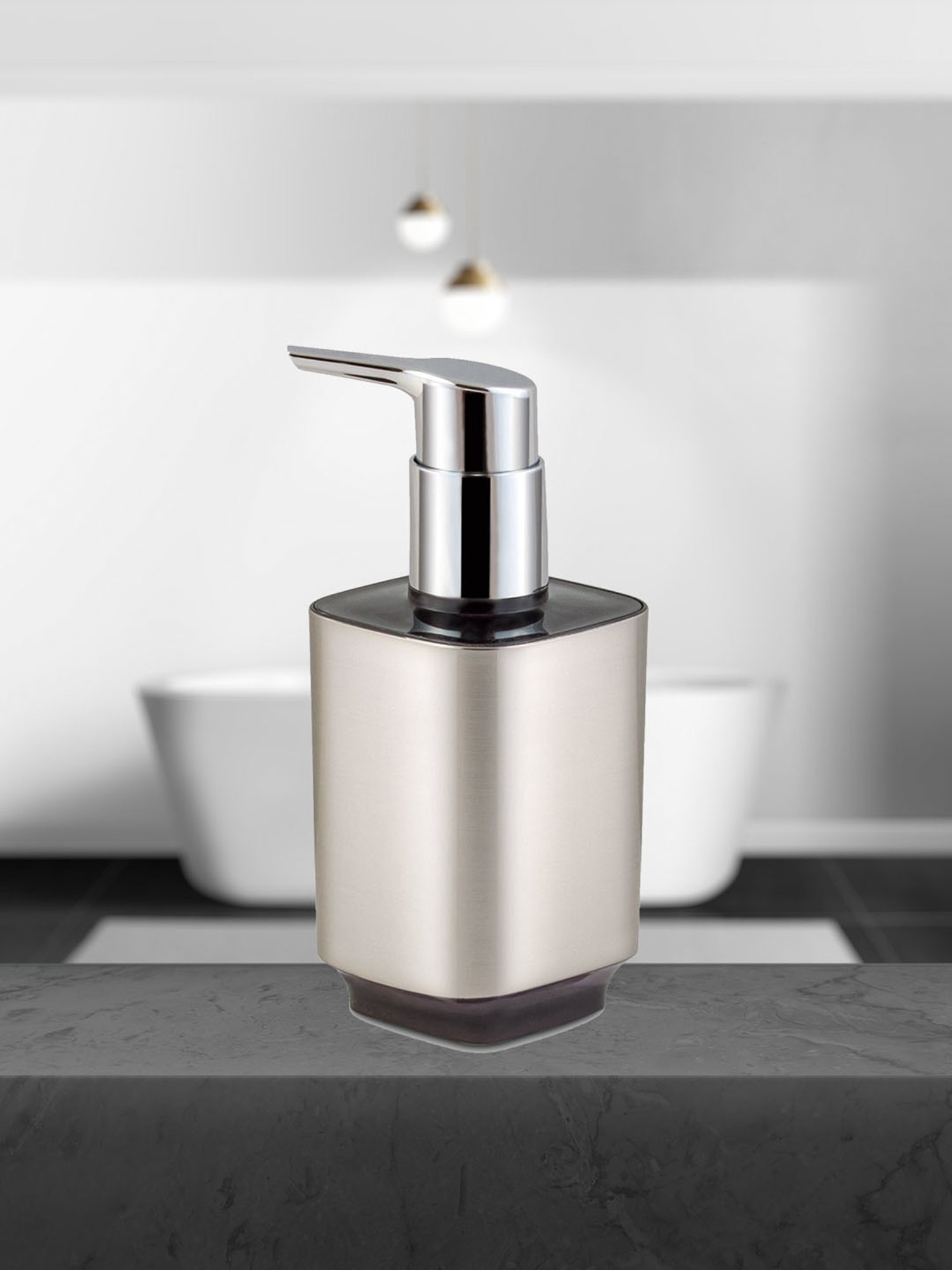 Freelance Metallic Polyresin Set of 4 Bathroom Accessories