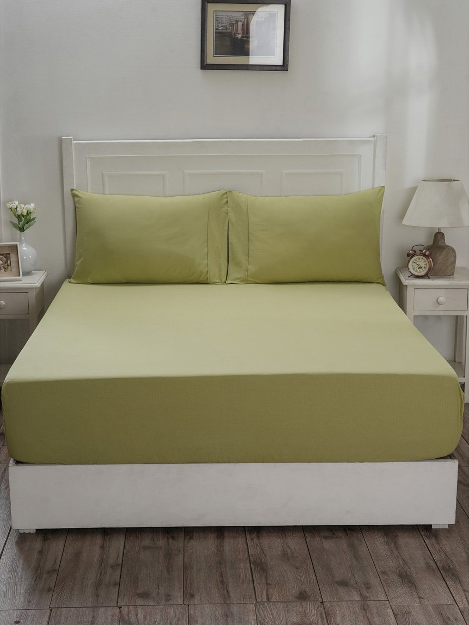Maspar Colorart Eden Sage Green 144 TC Cotton Double Fitted Bed Sheet With 2 Pillow Covers