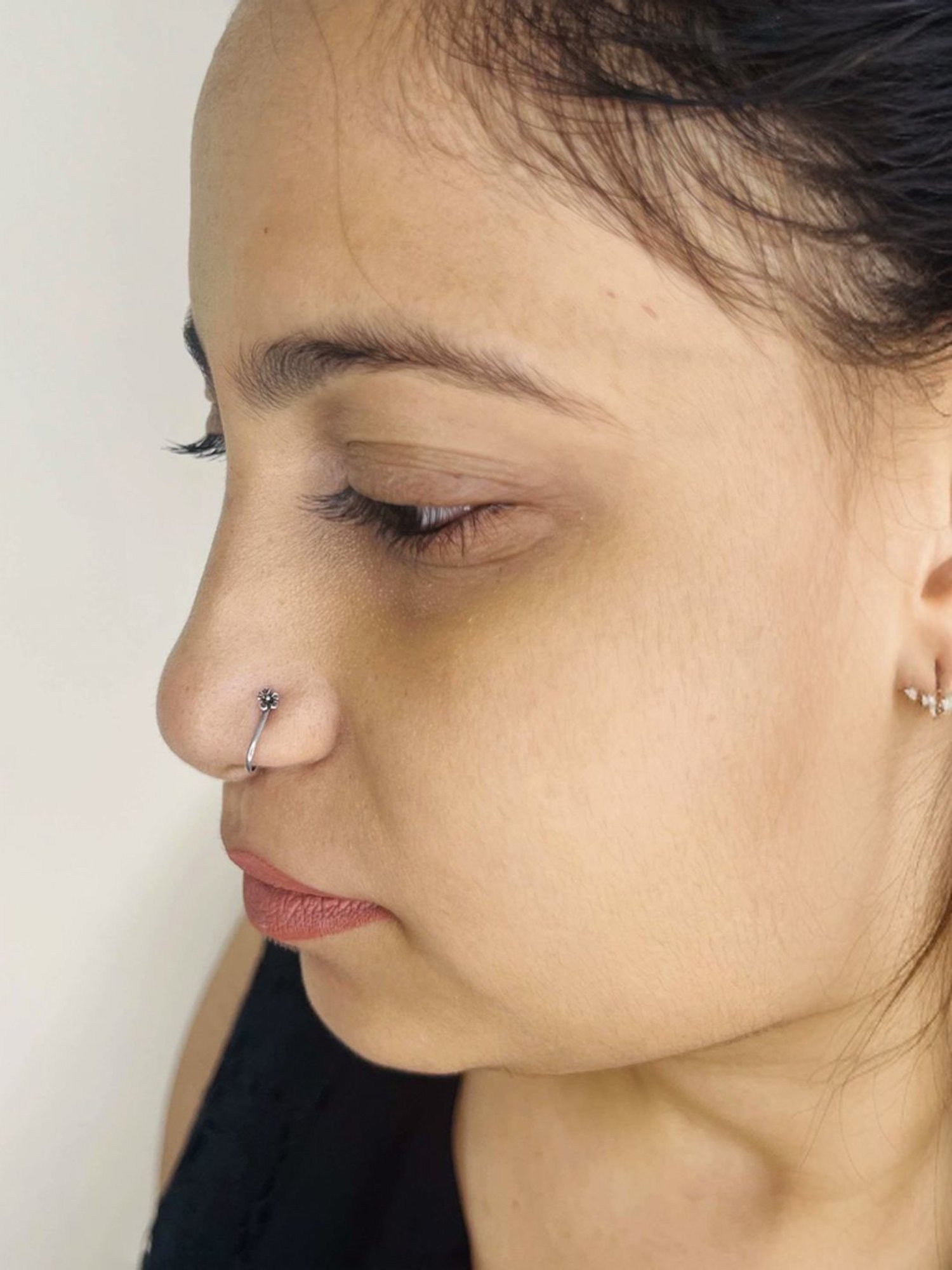 Zavya 92.5 Sterling Silver Floral Nosepin for Women