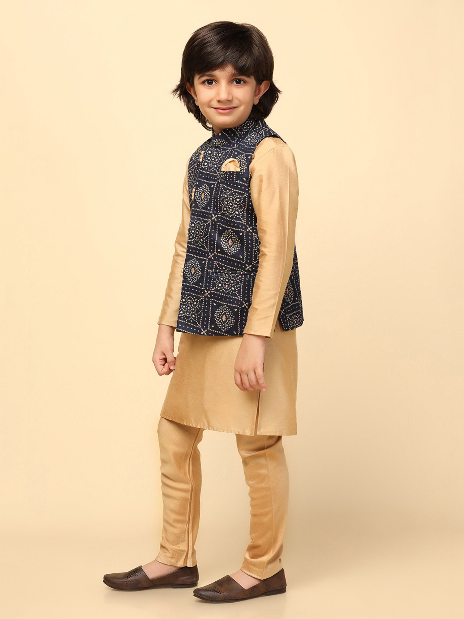 VASTRAMAY Kids Pink & White Floral Print Kurta Set