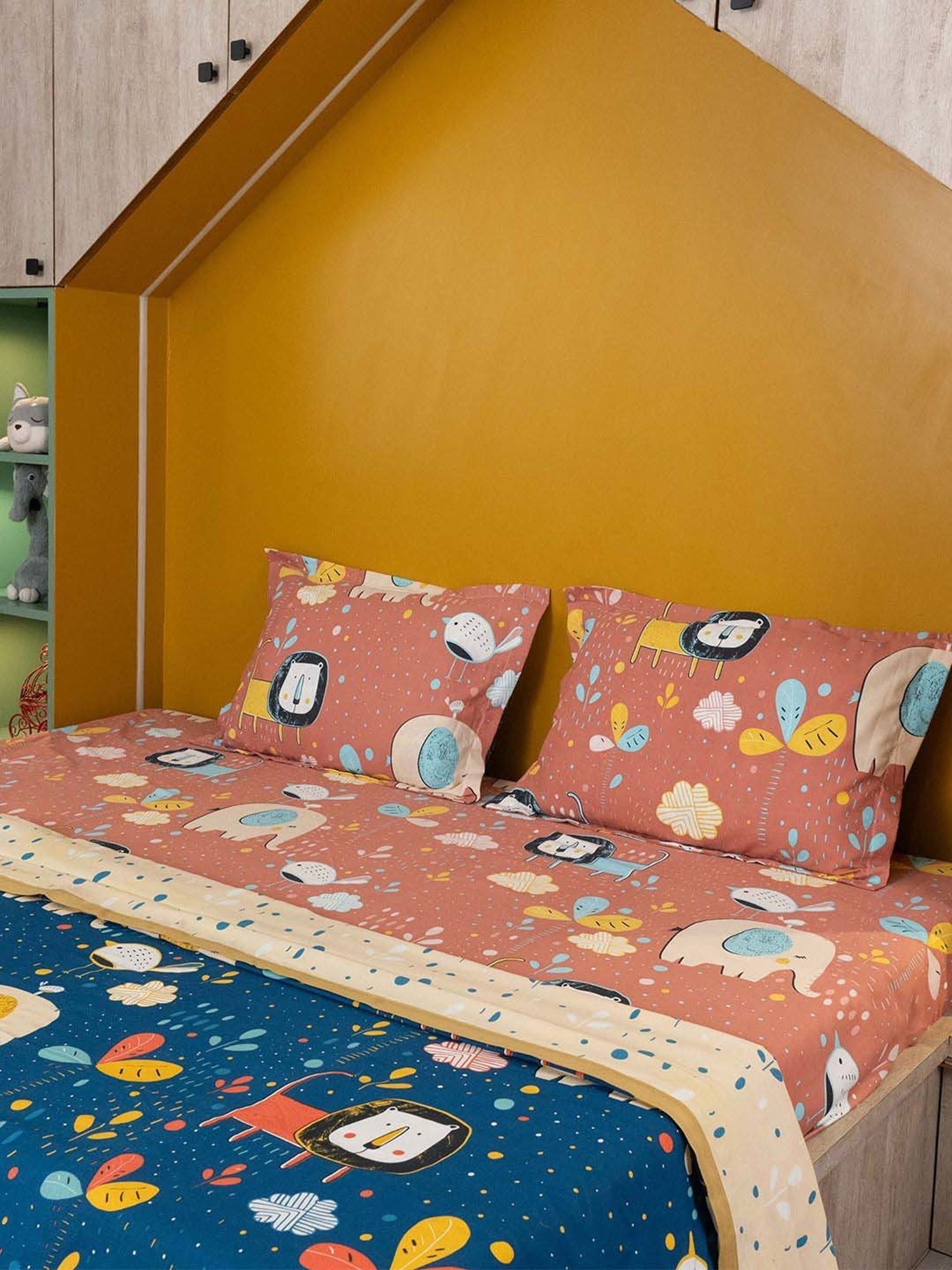 Urban Space Navy Microfibre 150 GSM Lion King Ac Room Single Bed Dohar