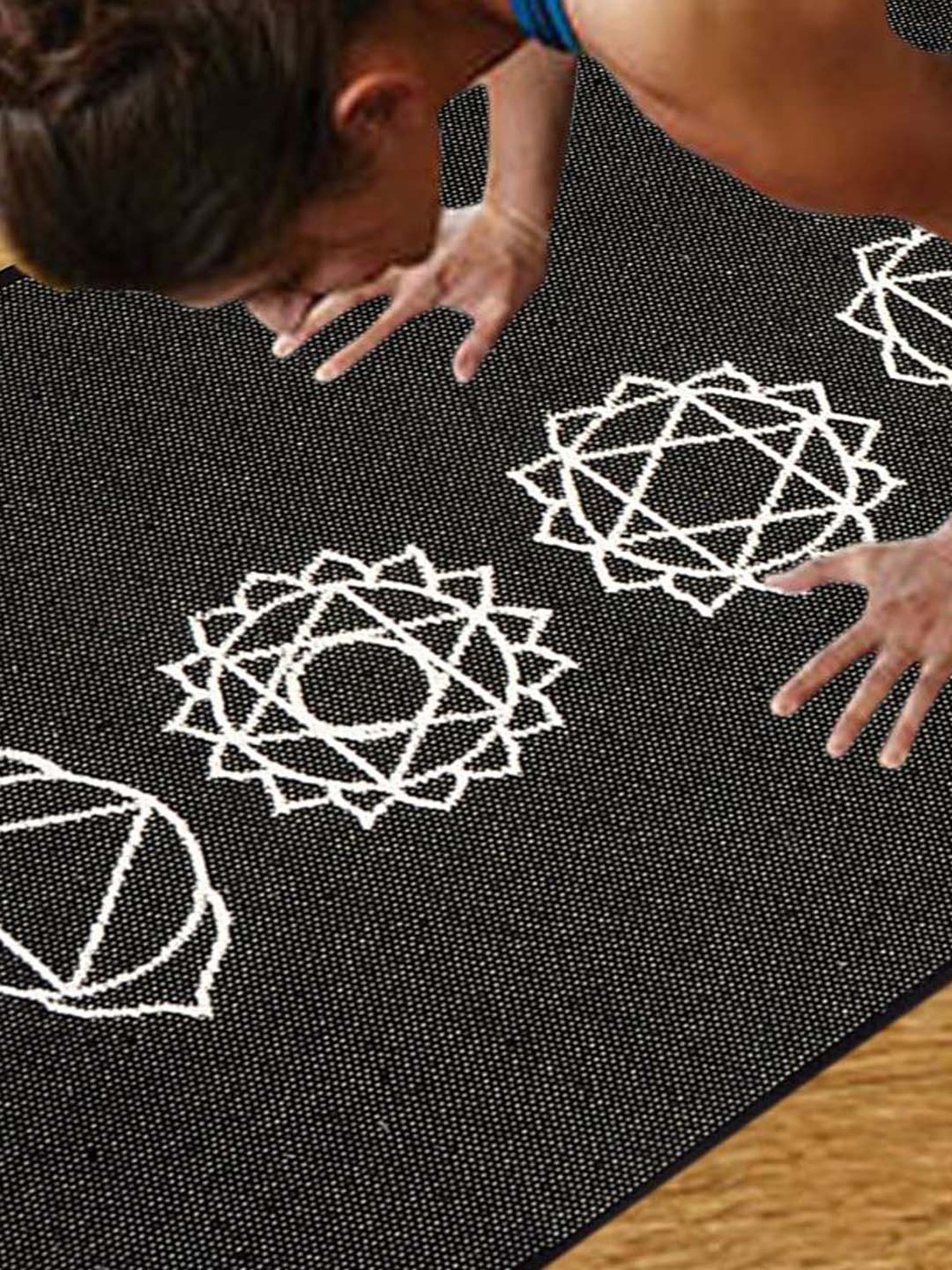 Saral Home Black Anti Skid Exercise Rug - Set of 1