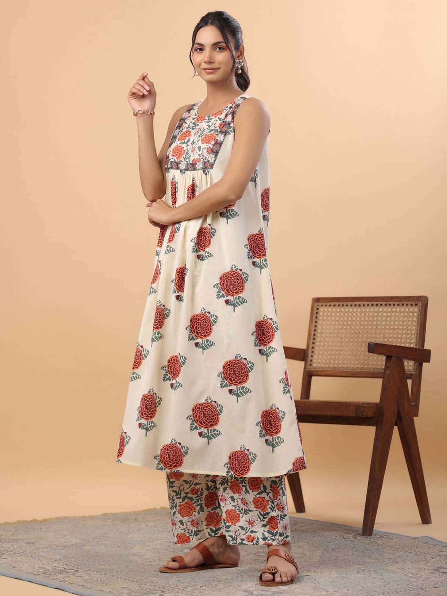 Janasya Beige Cotton Floral Print Kurta & Pant Set