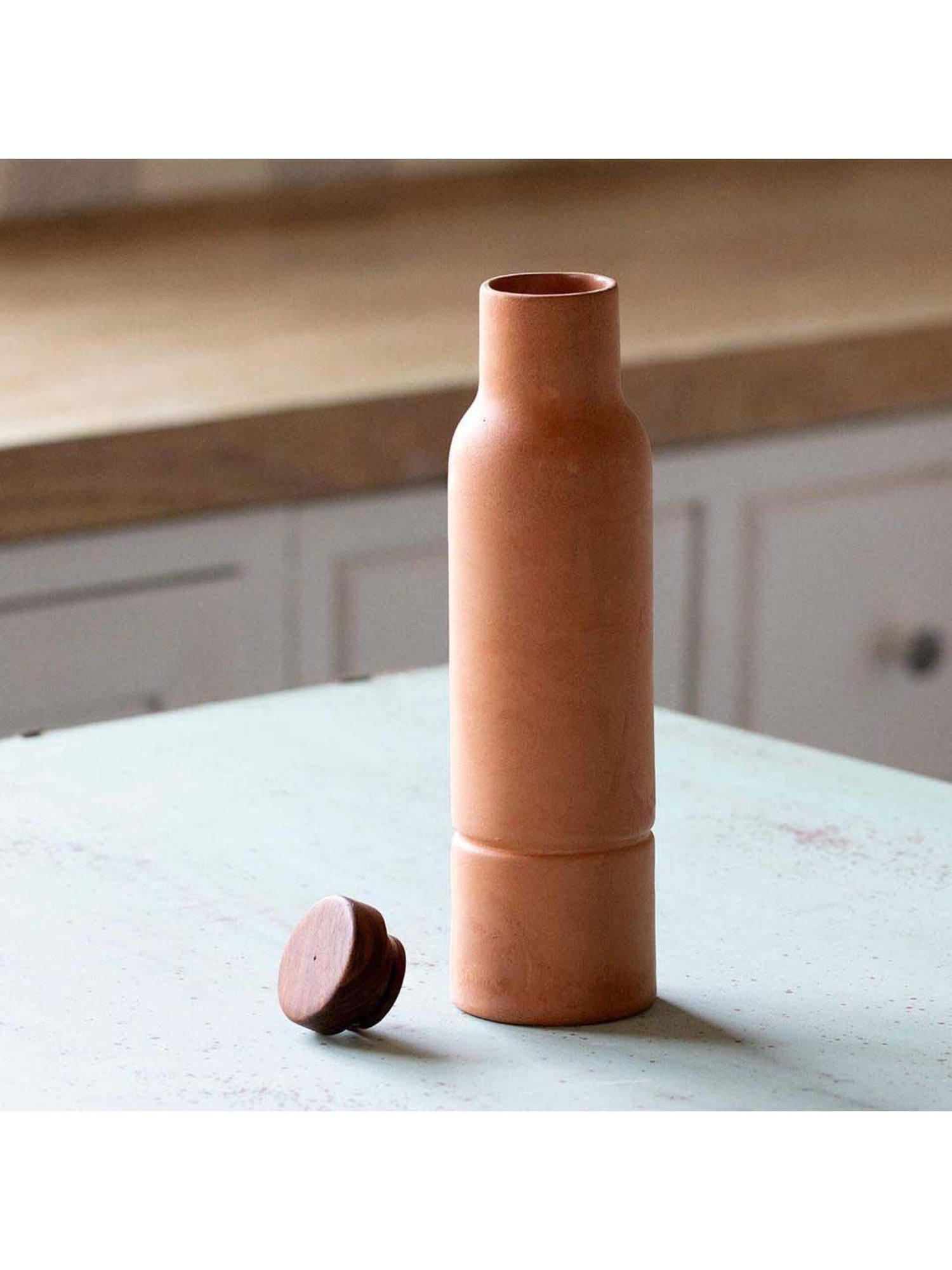 ellementry Brown Terracotta Water Bottle with Lid - Set of 1