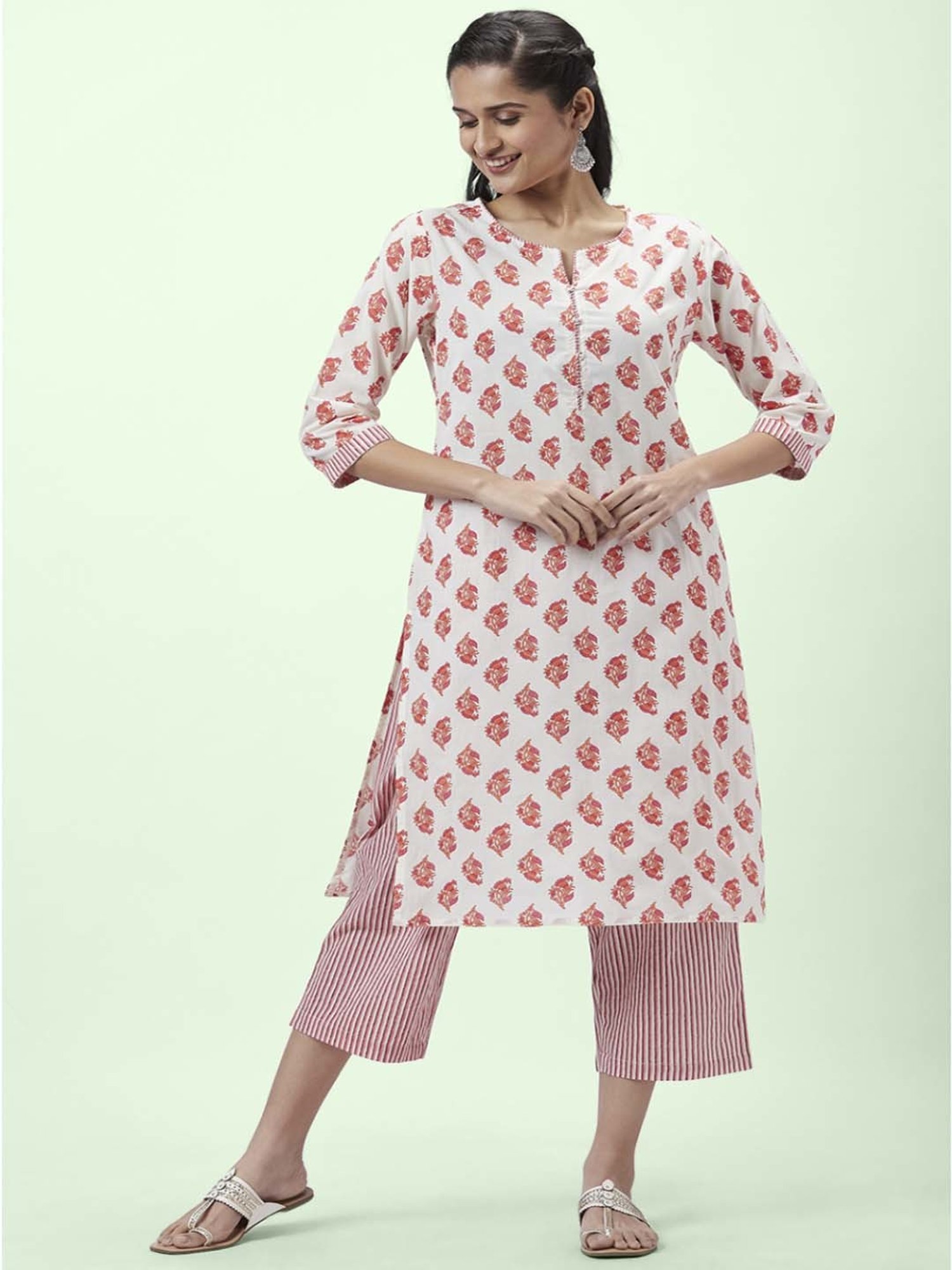 Rangmanch by Pantaloons White & Pink Cotton Floral Print Kurta Palazzo Set