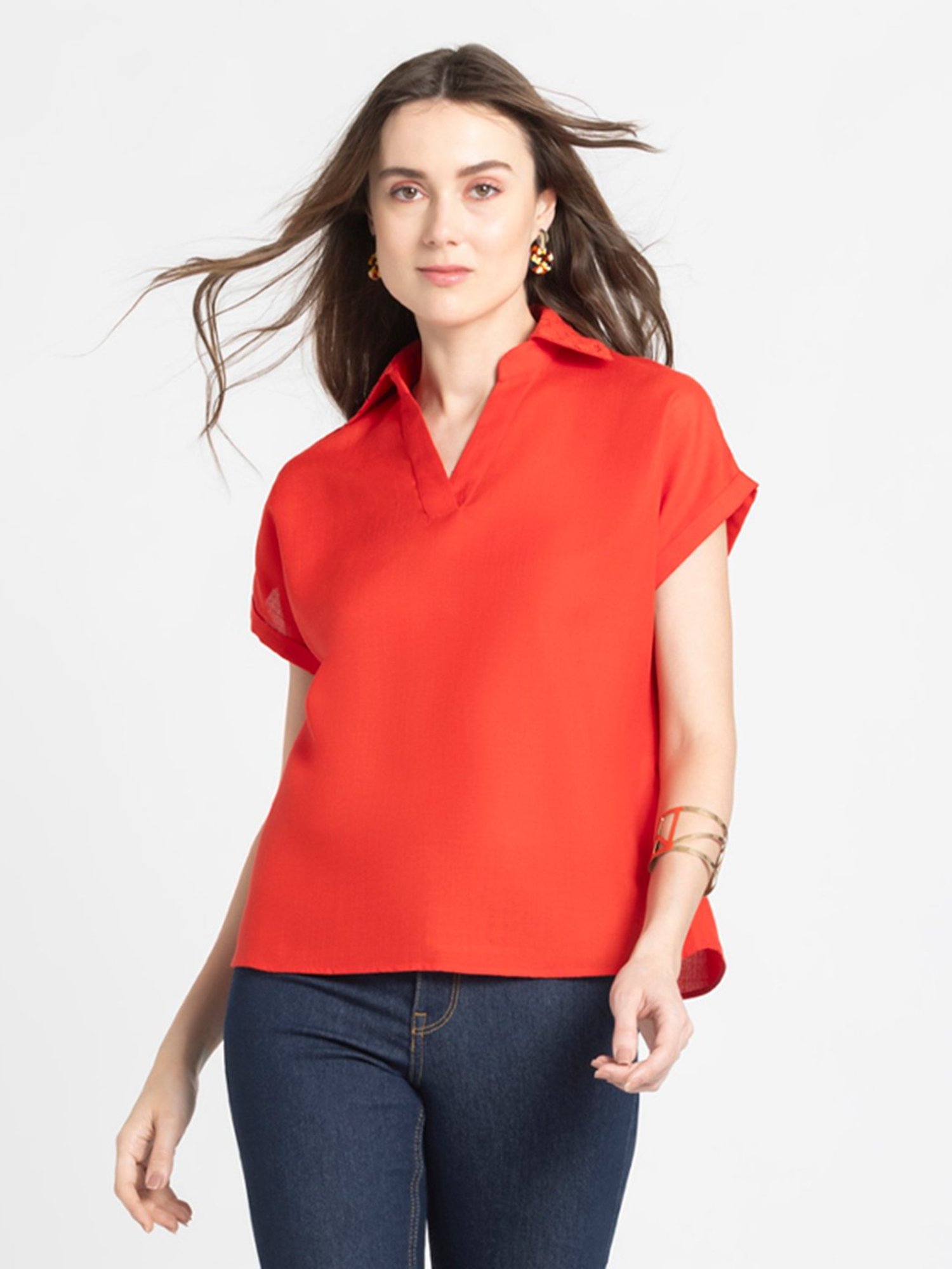 SHAYE Red Linen Regular Fit Top