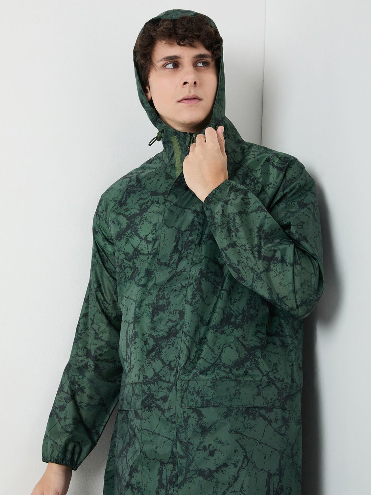 Wildcraft Green Regular Fit Printed Rainwear Jacket