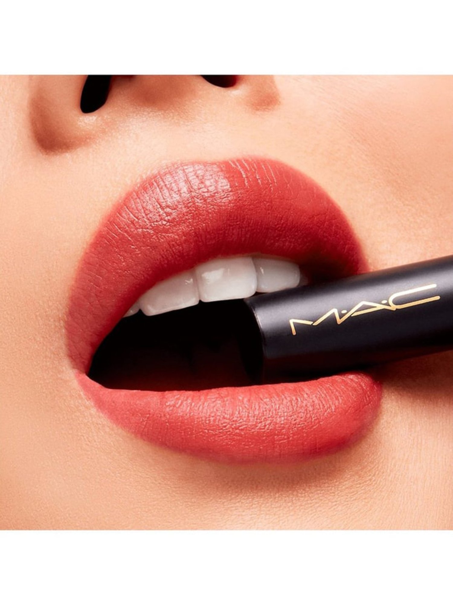 M.A.C Powder Kiss Velvet Blur Slim Stick Sweet Cinnamon - 2 gm