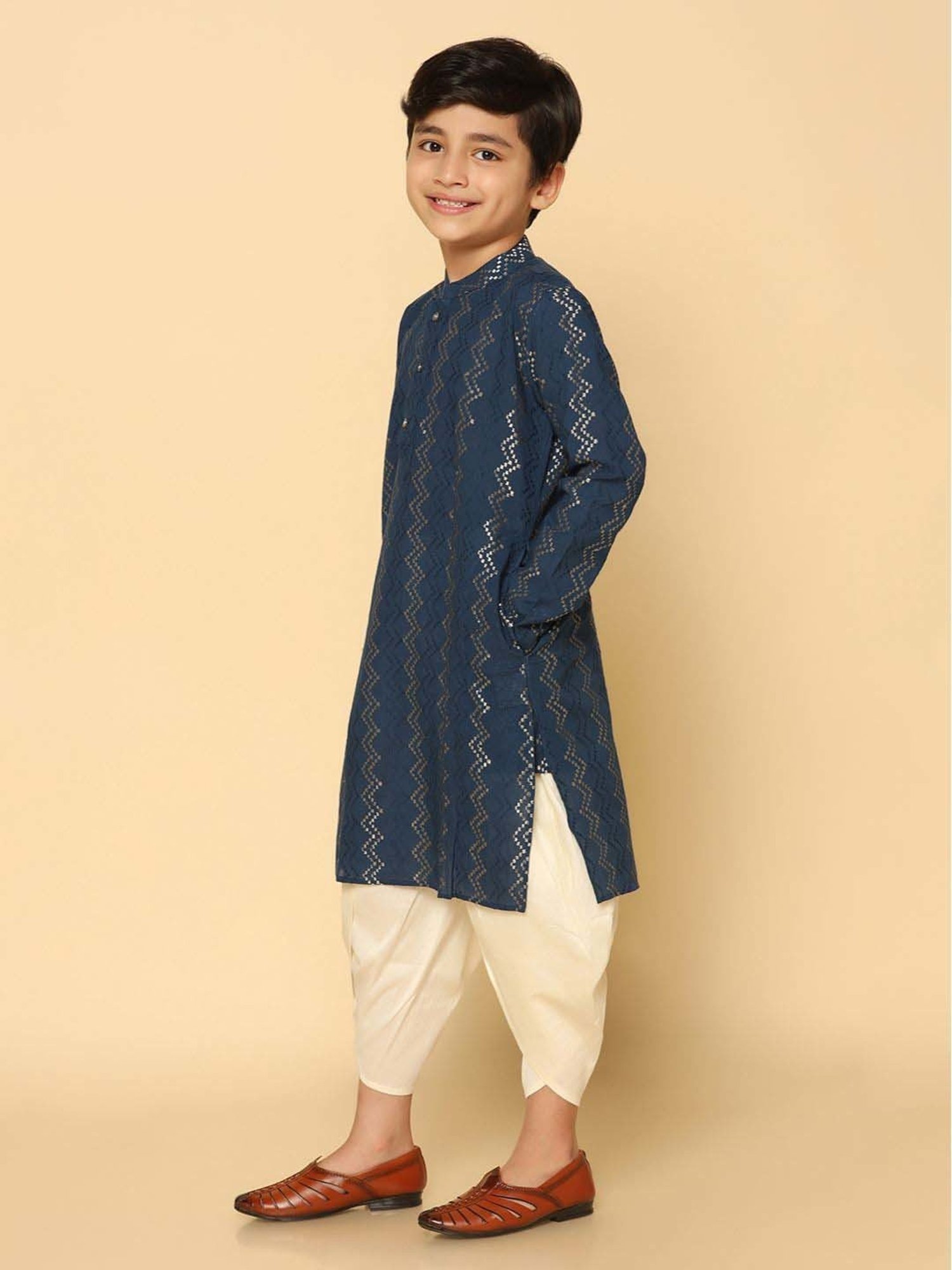 KISAH Kids Blue & White Embroidered Full Sleeves Kurta Set
