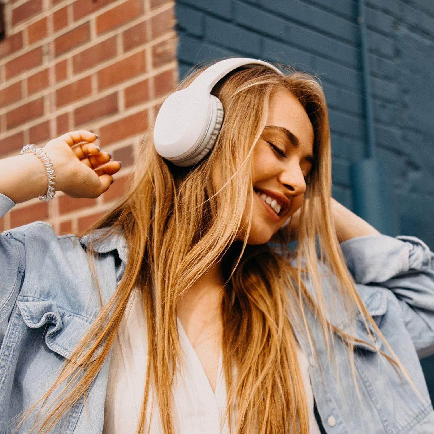 Edifier W800BT Bluetooth Headphones - Over-The-Ear Wireless Headphone, 35 Hours Long Playback, Lightweight - White