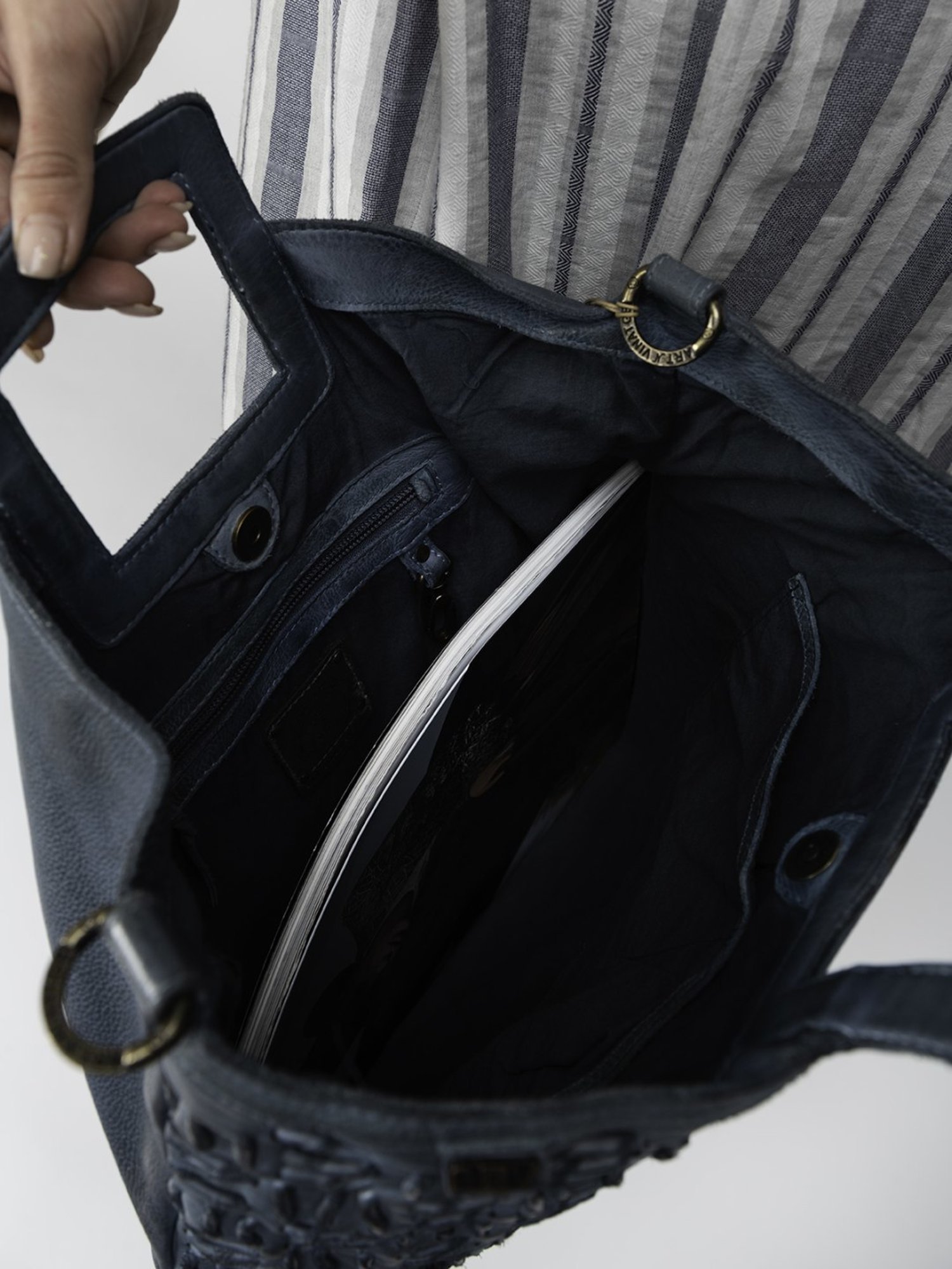 Art N Vintage Esther Blue Leather Textured Large Handbag