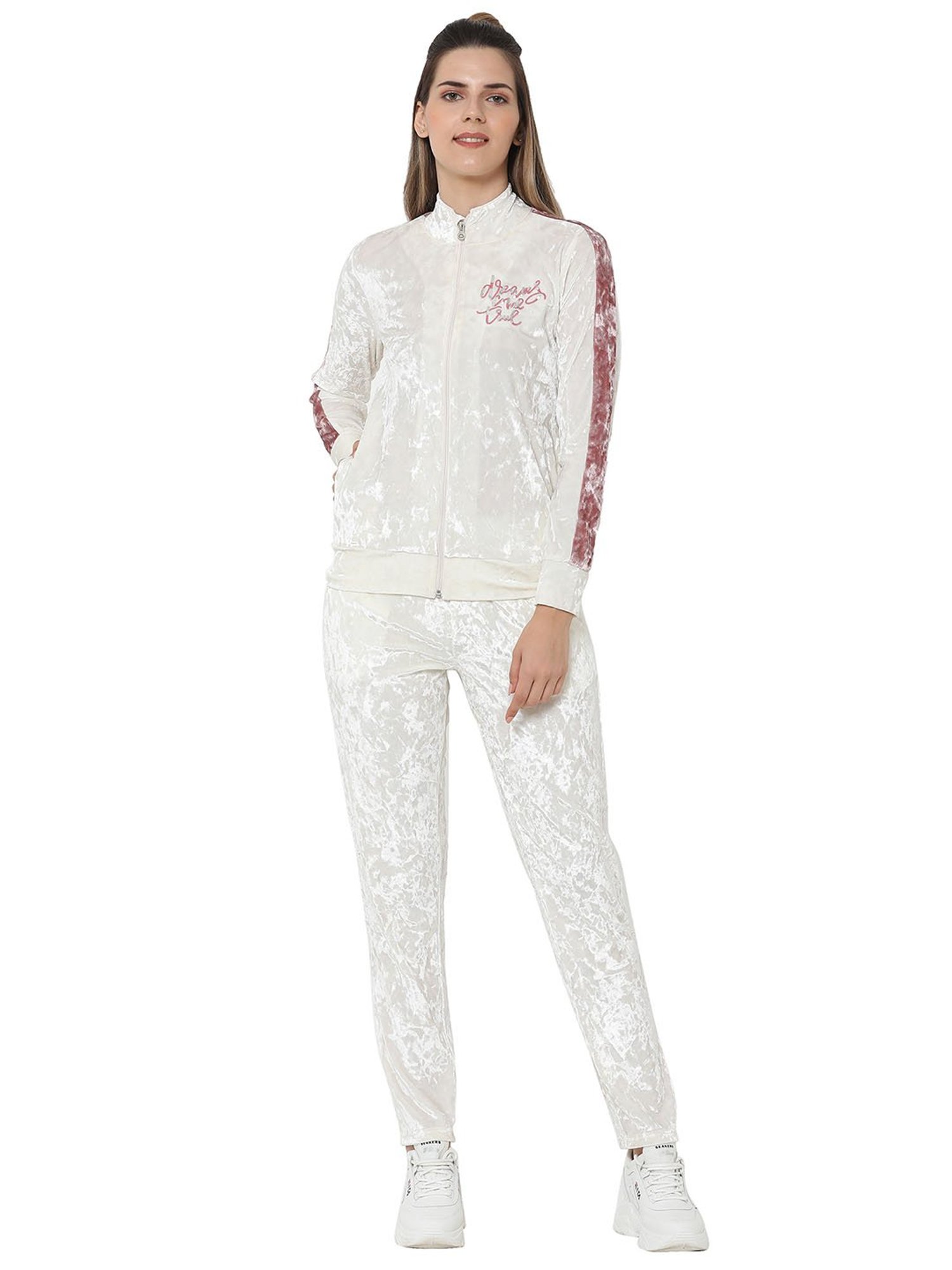 Sweet Dreams White Sweatshirt With Pants