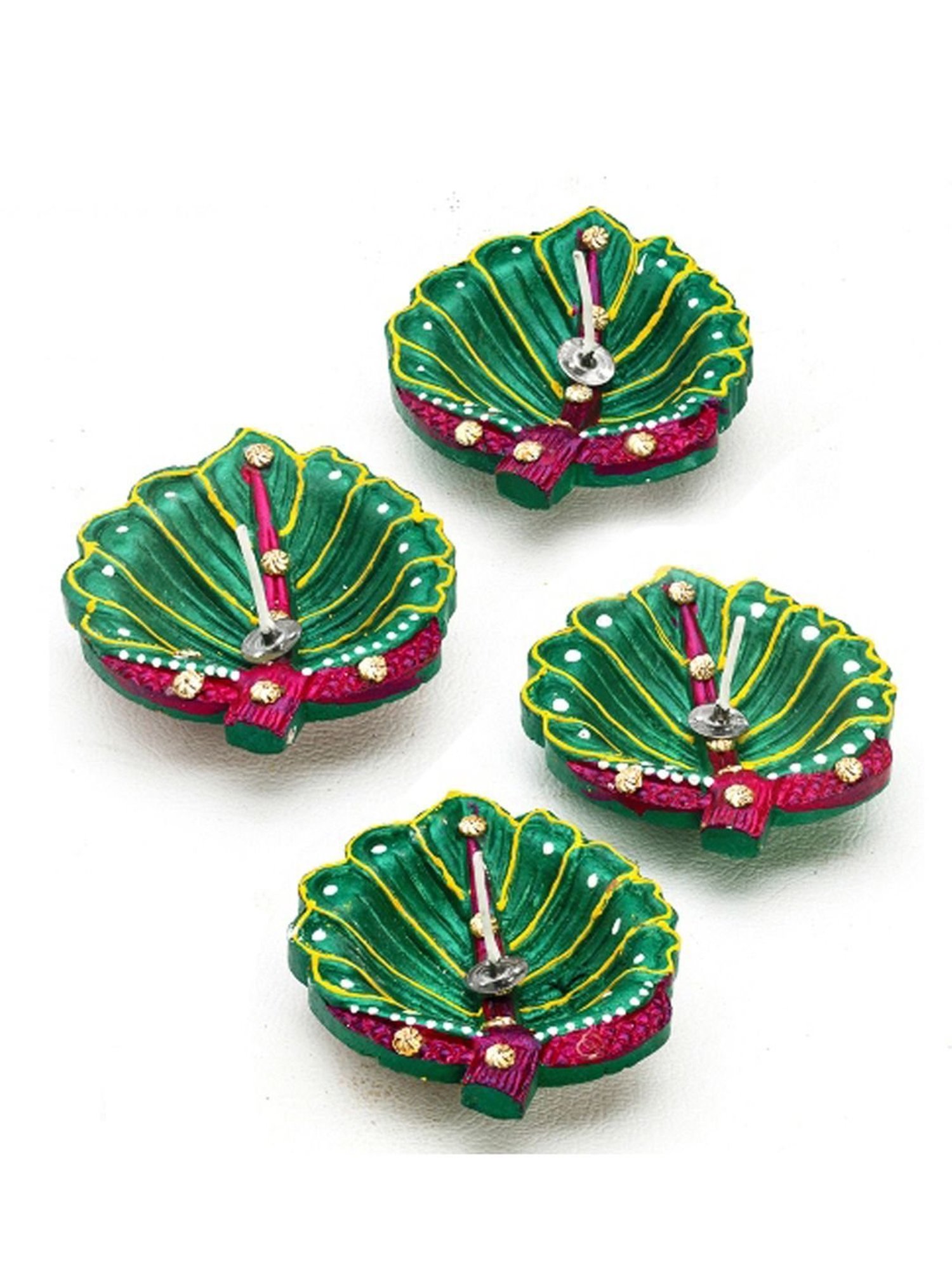 Aapno Rajasthan Green Terracotta Hand painted Leaf Shape Floor Diya - Set of 4