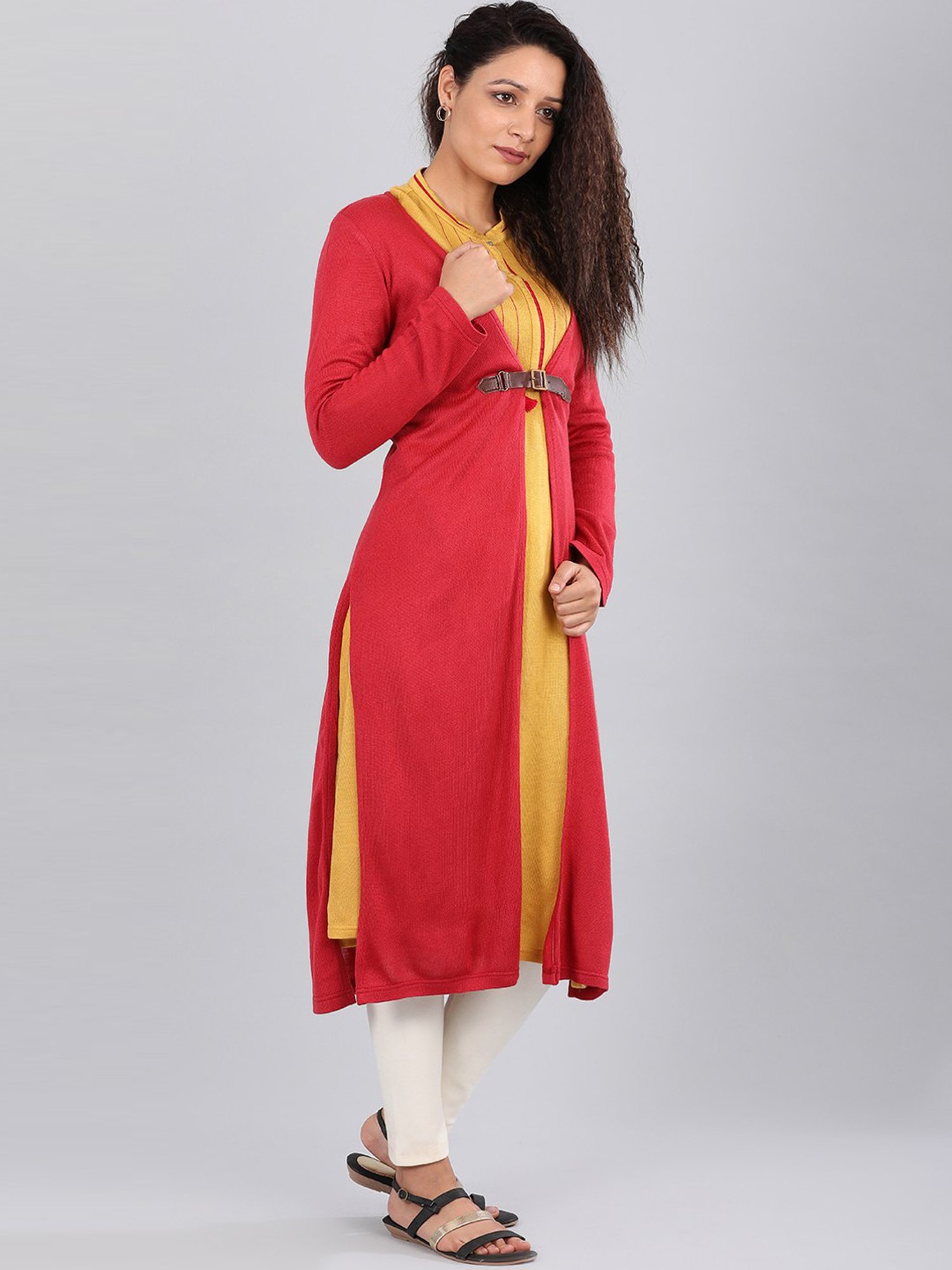 Aurelia Coral Regular Fit Shrug