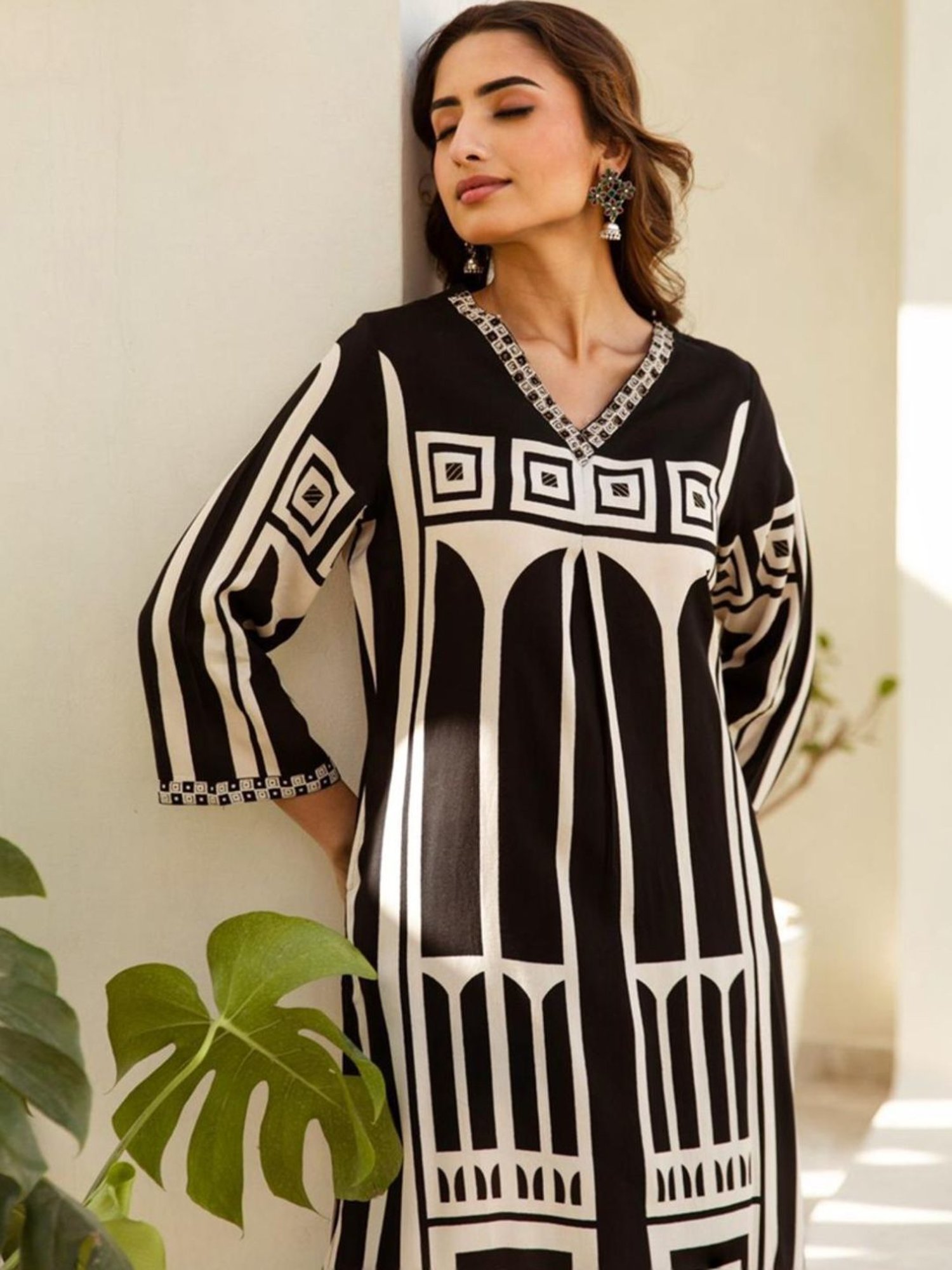 Autumnlane Black Sargun Charcoal Digital Printed Kurta with Pant