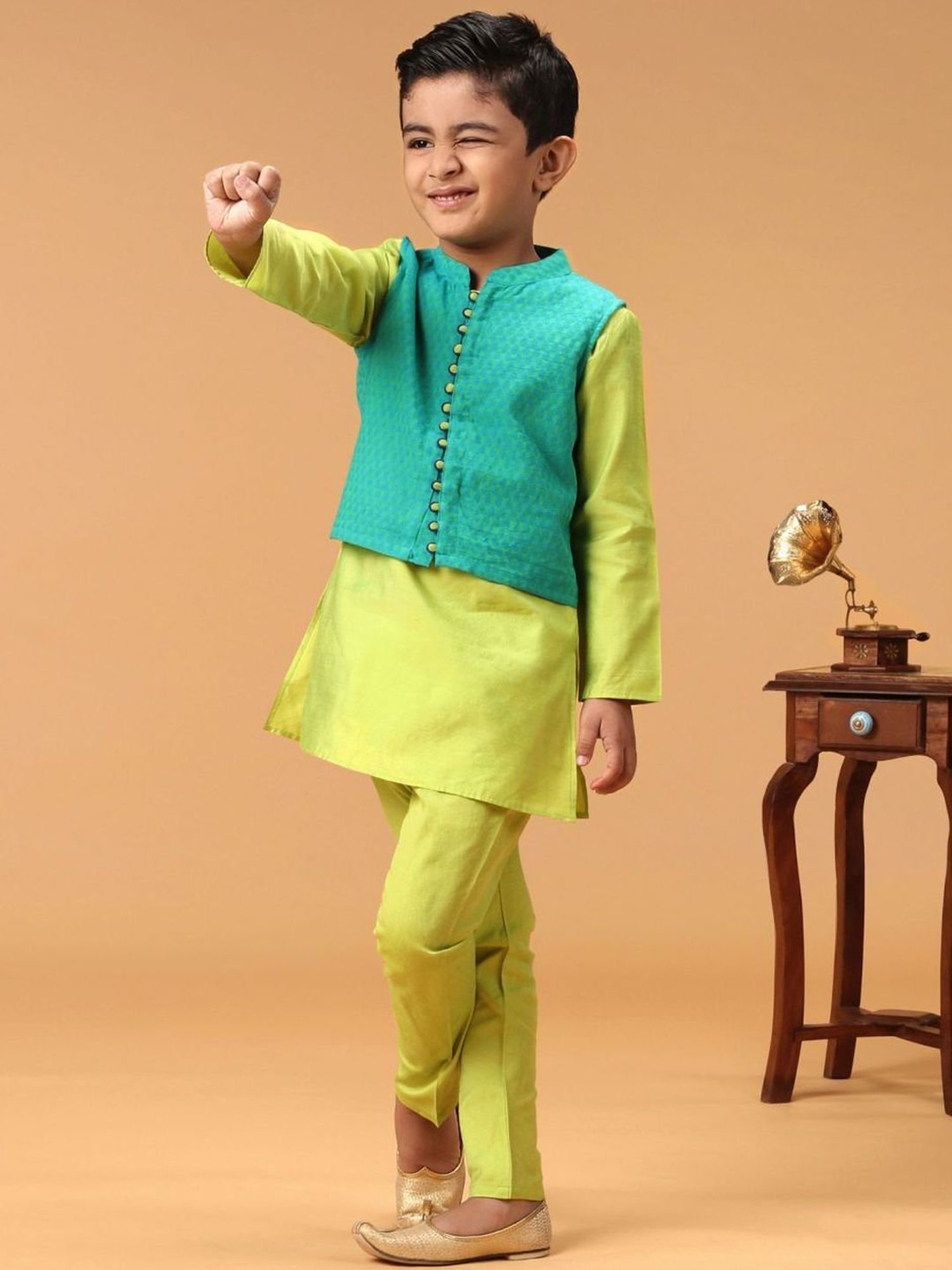 TWISHA Kids Green & Blue Self Full Sleeves kurta Set