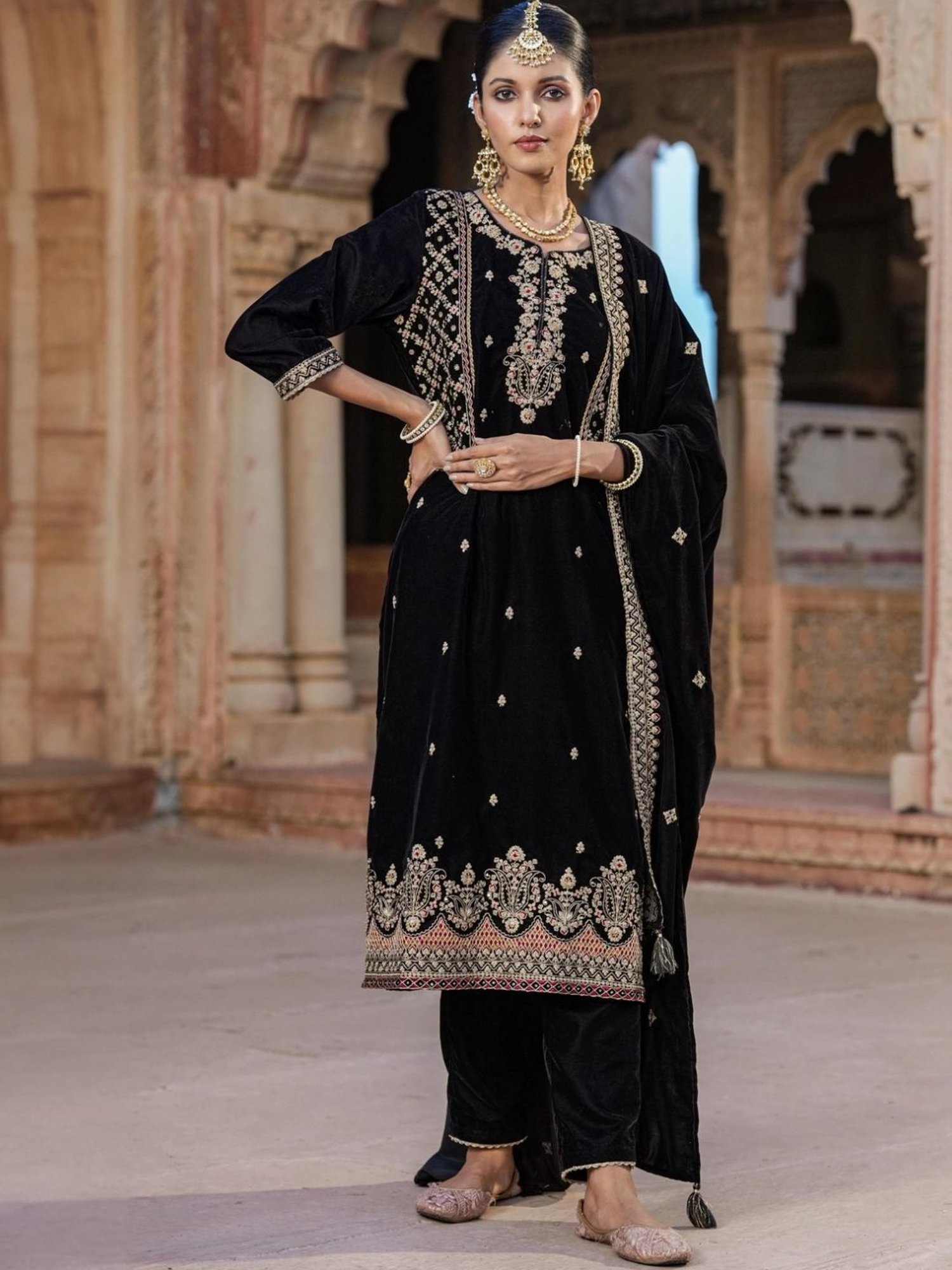 Scakhi Black Velvet Zari Embroidered Suit Set Kurta With Pant And Dupatta