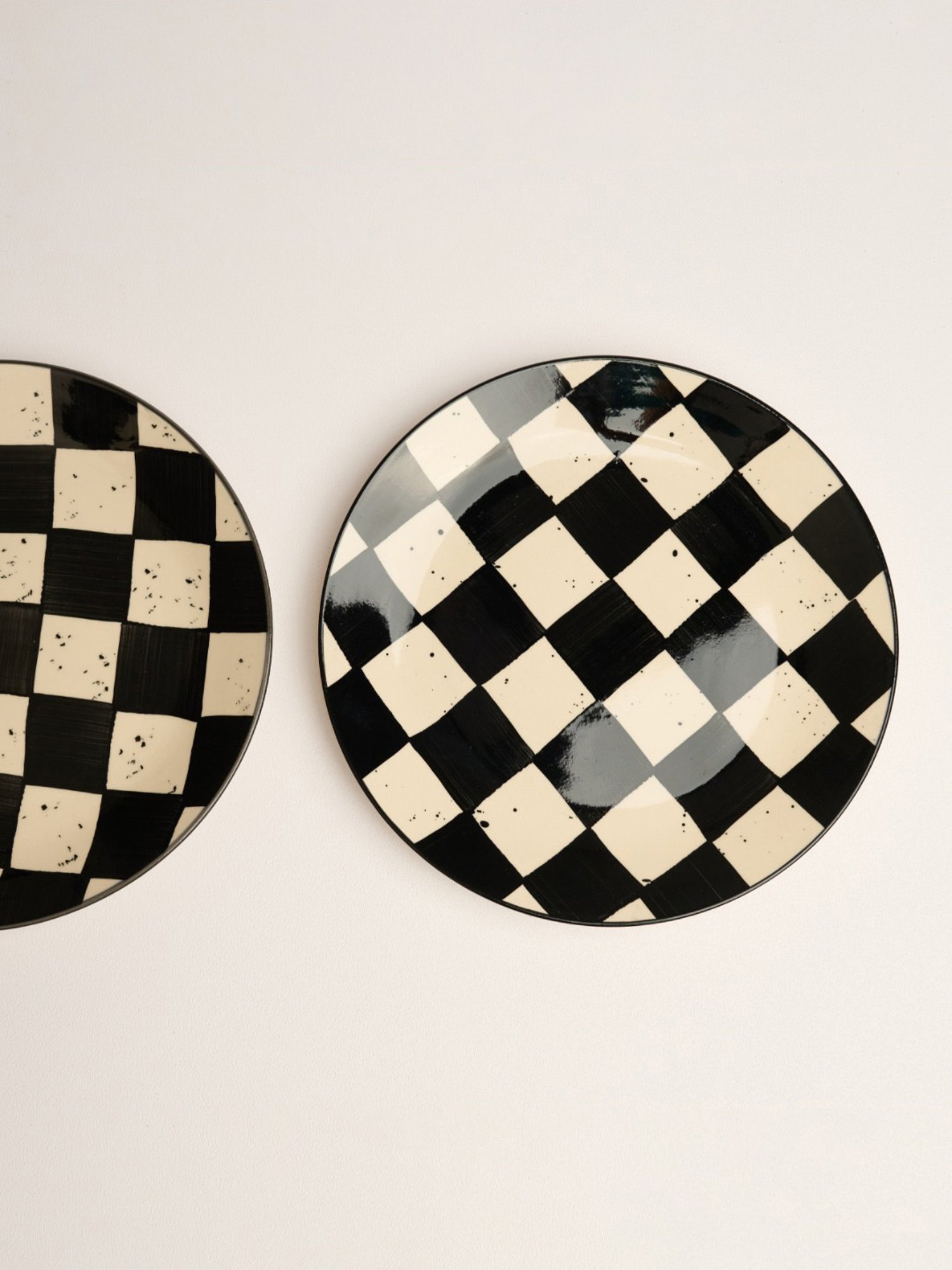 BlackCarrot Black & White Ceramic Dinner Plates - Set of 2