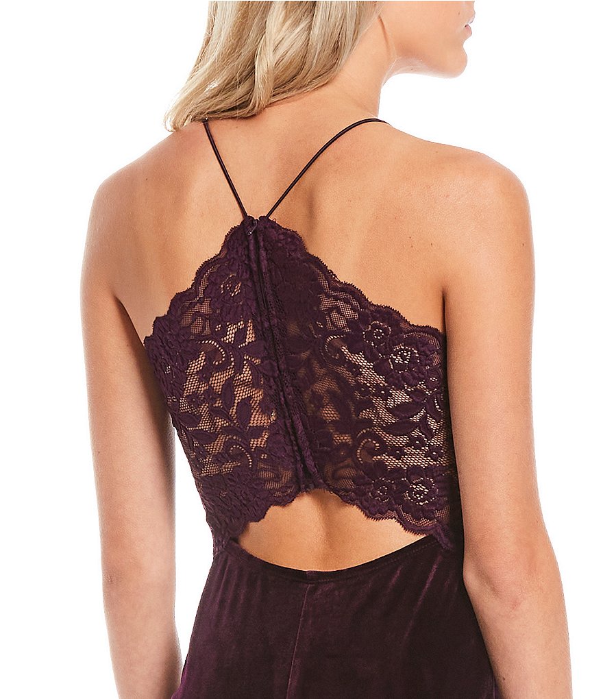 B. Darlin Spaghetti Strap V-Neck Bra-Back Velvet Sheath Dress