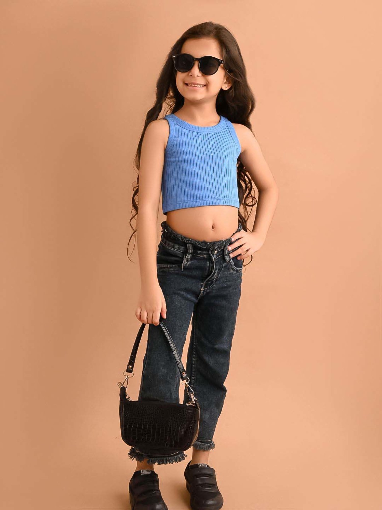 LilPicks Kids Teal Solid Crop Top