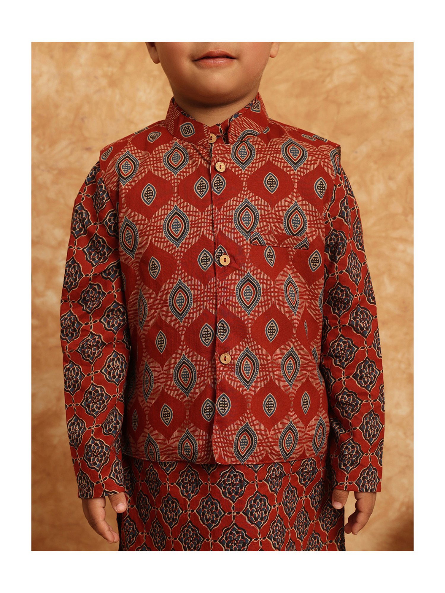 READIPRINT FASHIONS Kids Maroon & Blue Printed Full Sleeves Kurta, Pyjamas with Nehru Jacket