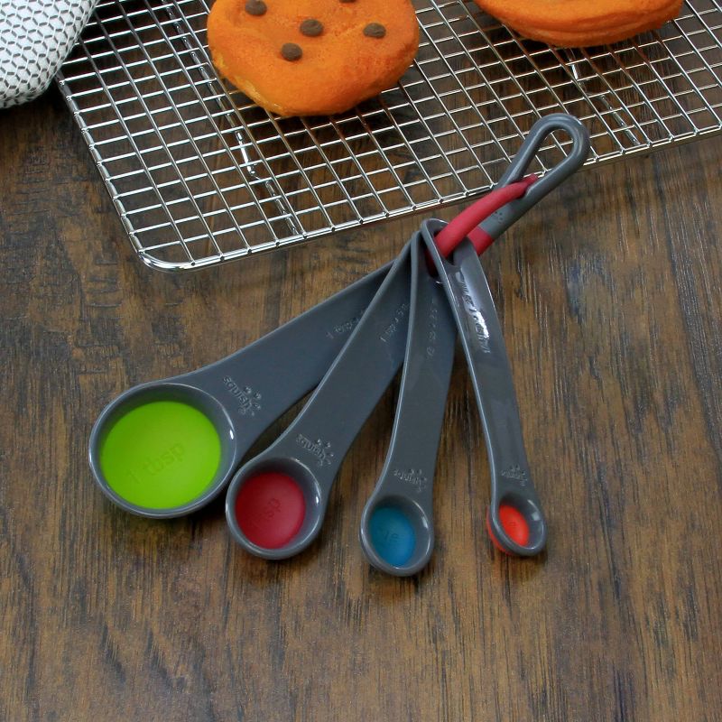 Mickey Mouse & Friends 4pc Plastic Measuring Spoons - Disney store