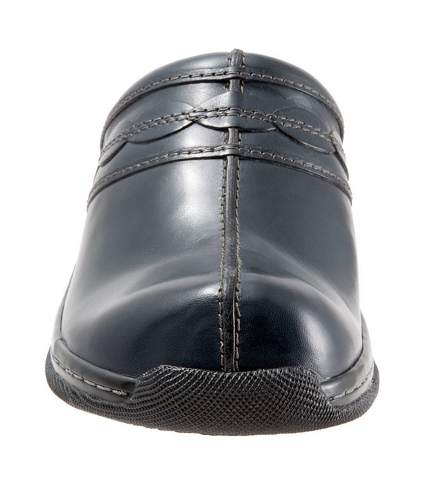 SoftWalk Abby Leather Clogs