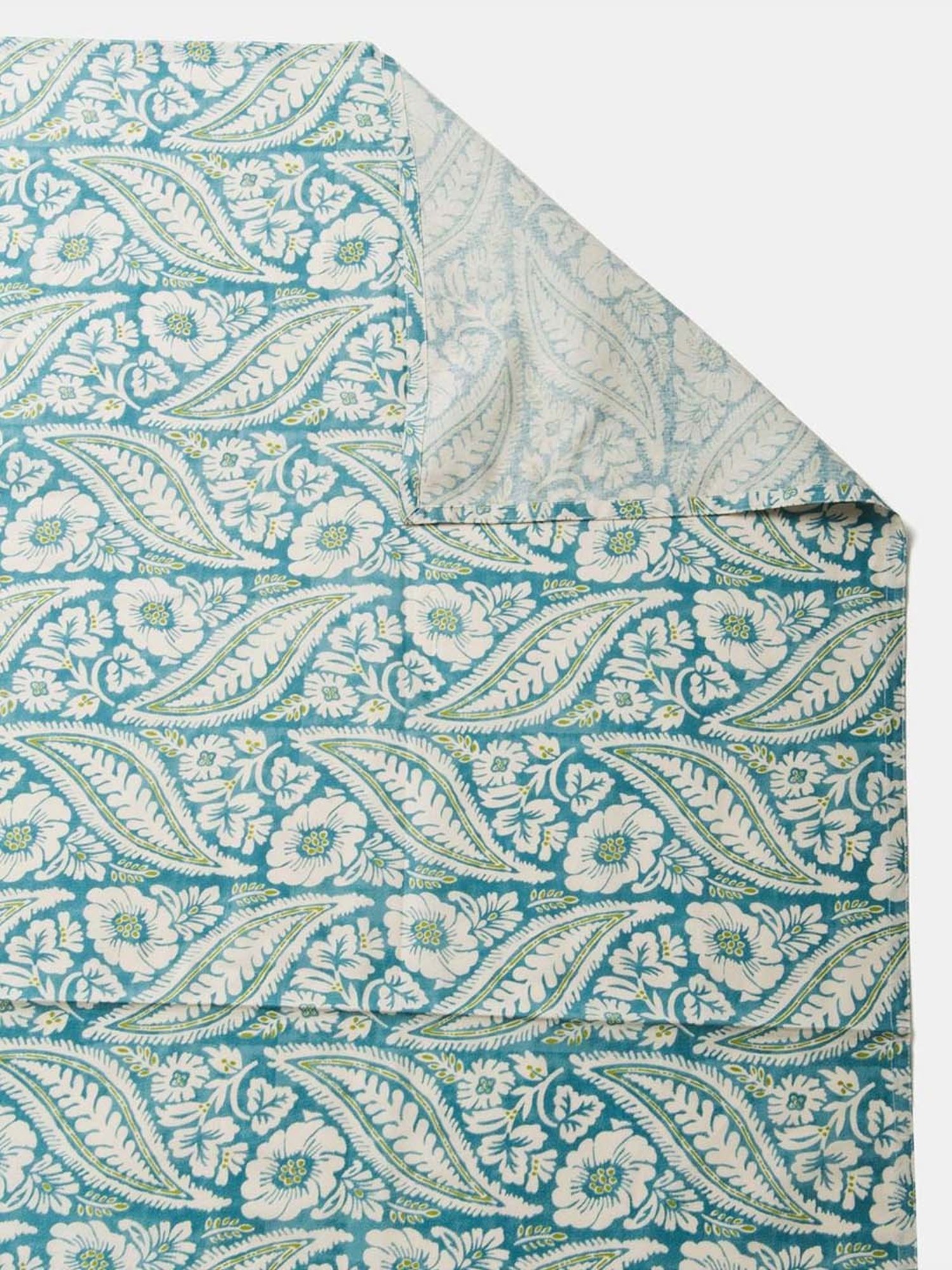 Fabindia Home Standalone Blue Cotton 118 TC Printed Double Bedsheet With 2 Pillow Cover